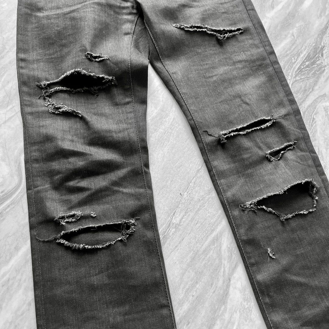 Saint Laurent Paris Saint Laurent 16SS Distressed Black Jeans Size US 27 - 4 Thumbnail