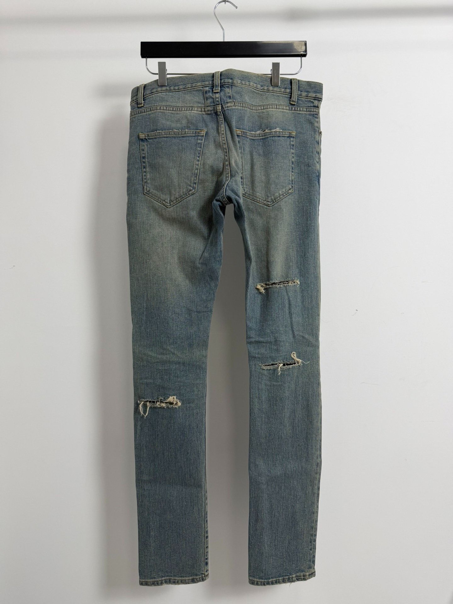 Saint Laurent Paris Saint Laurent Distressed Blue Jeans Size US 32 / EU 48 - 2 Thumbnail