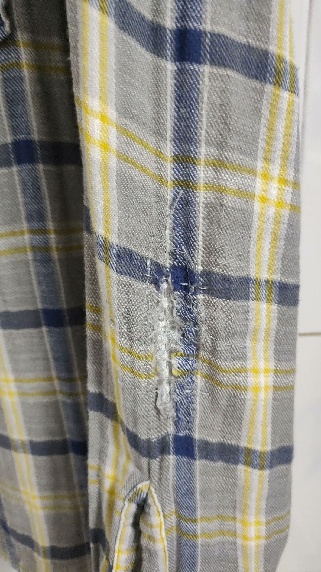 Saint Laurent Paris Saint Laurent Plaid Shirt Size US S / EU 44-46 / 1 - 5 Thumbnail