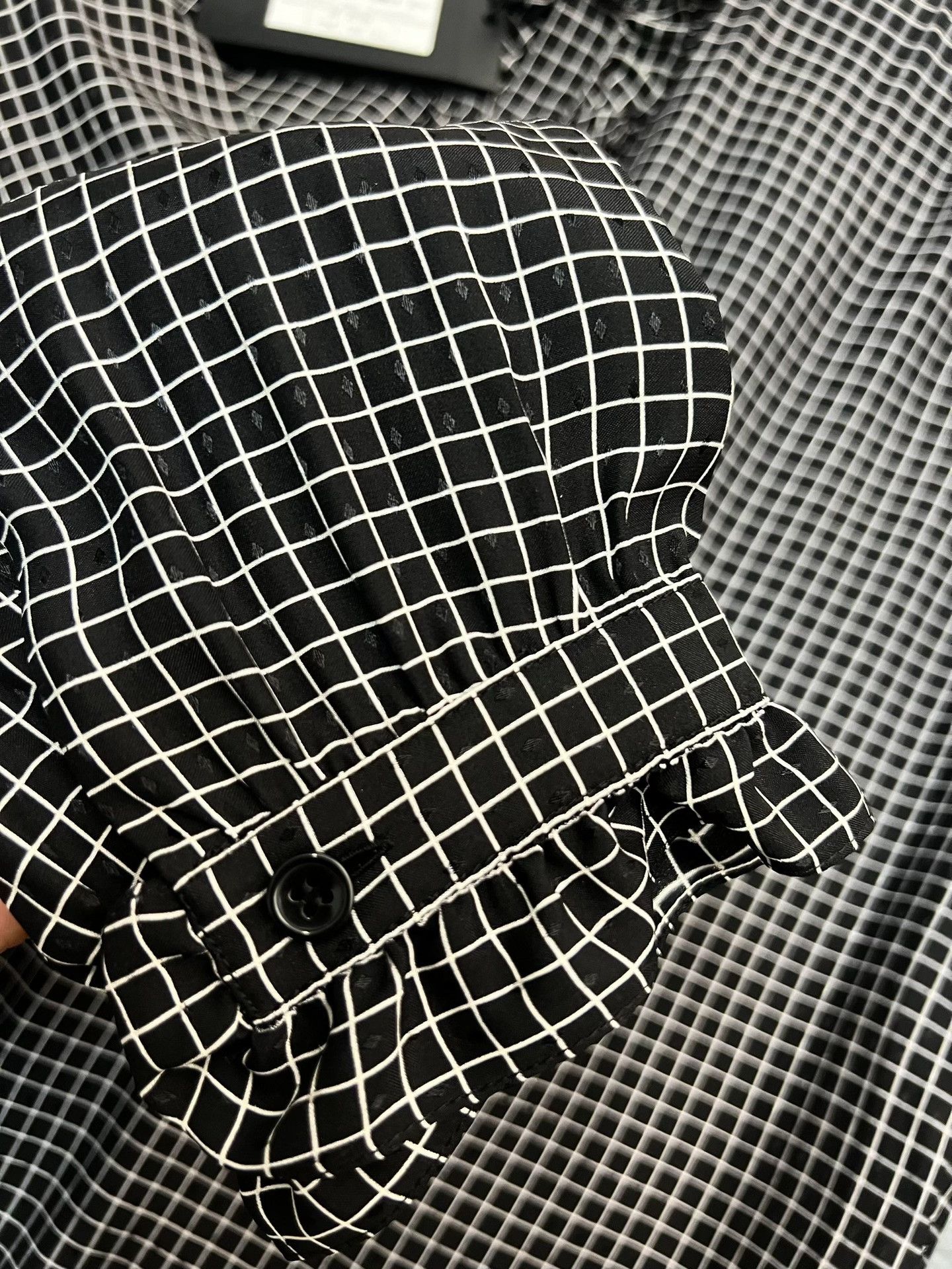 Saint Laurent Paris Saint Laurent SLP 2022 Runway Ruffled Grid Silk Shirt Size S / US 4 / IT 40 - 5 Thumbnail