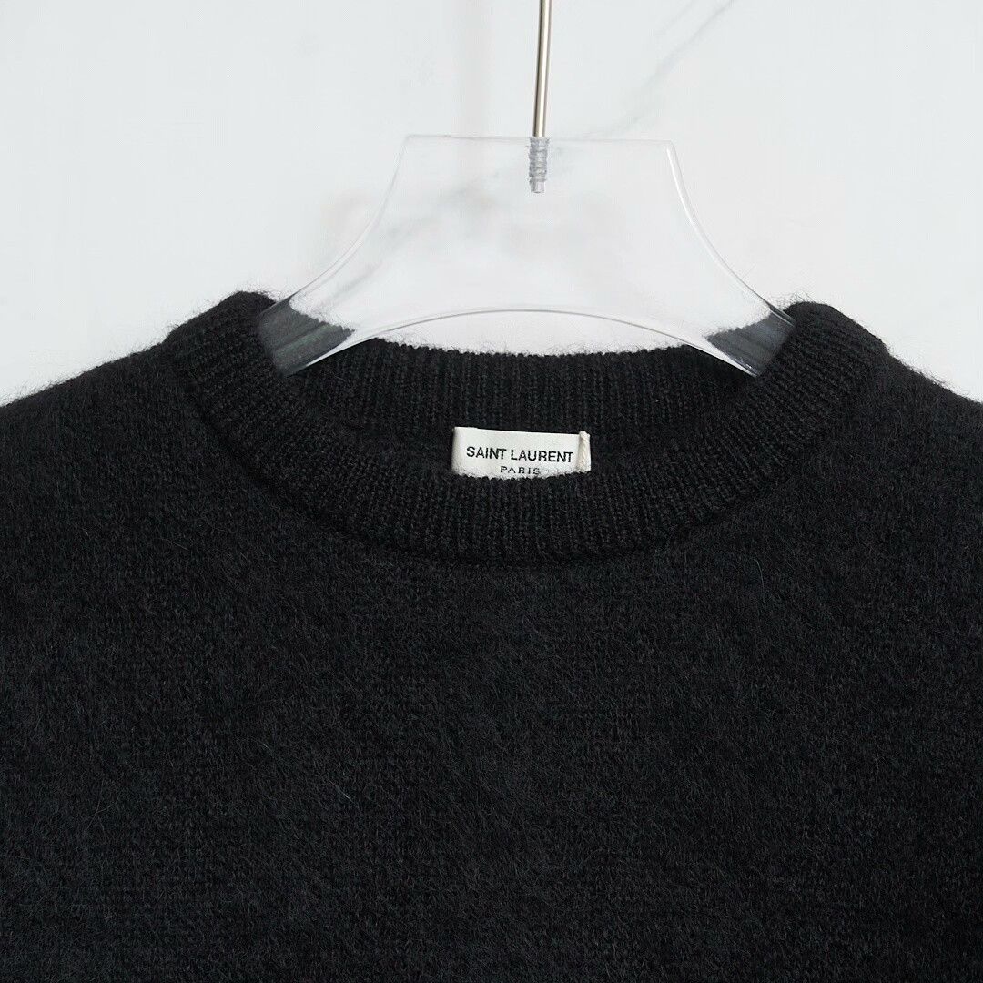 Saint Laurent Paris Saint Laurent Men's Classic Round Neck Sweater Size US S / EU 44-46 / 1 - 2 Thumbnail