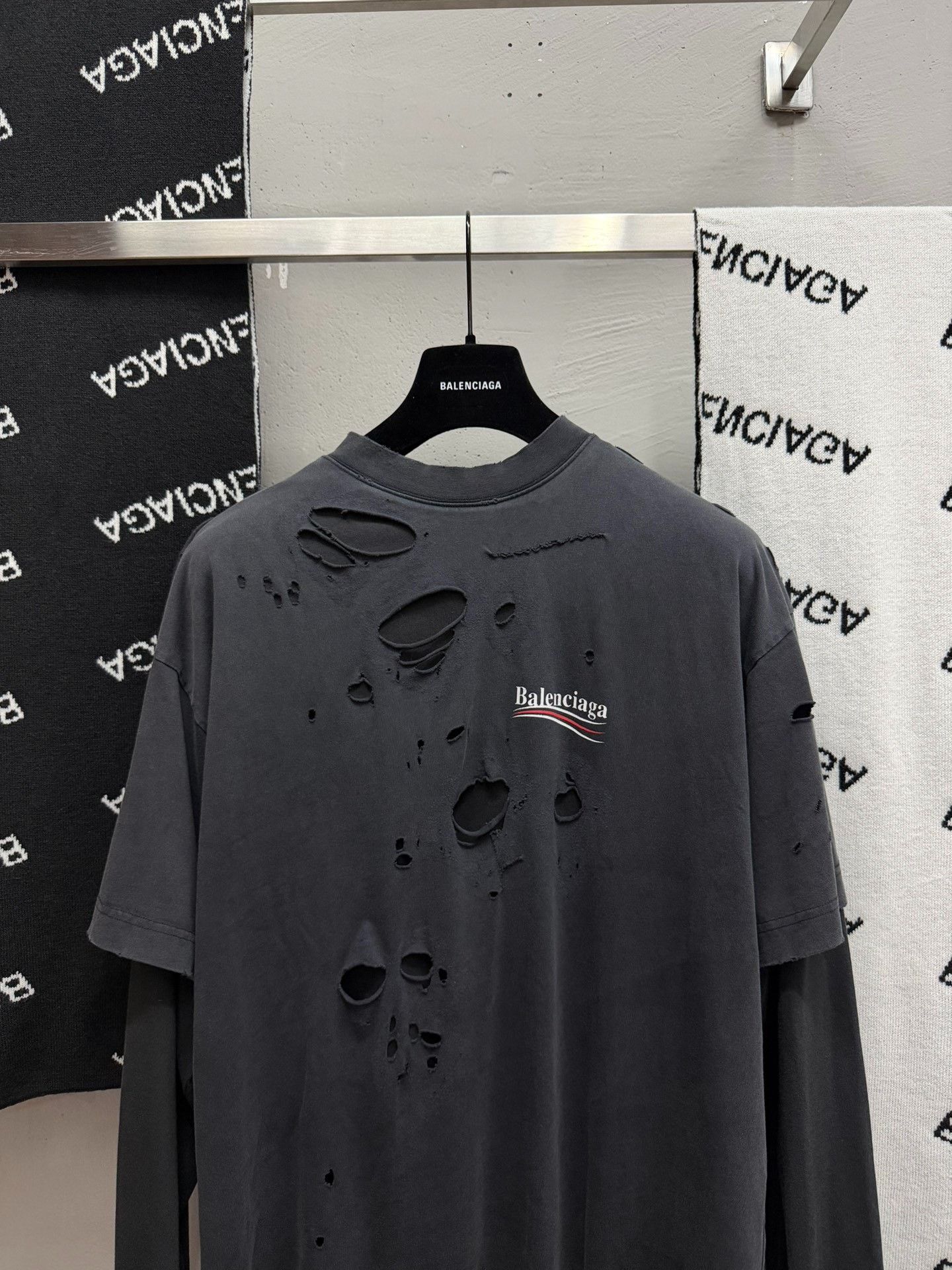Saint Laurent Paris Balenciaga Distressed Logo Long-Sleeve T-Shirt Size US M / EU 48-50 / 2 - 2 Thumbnail