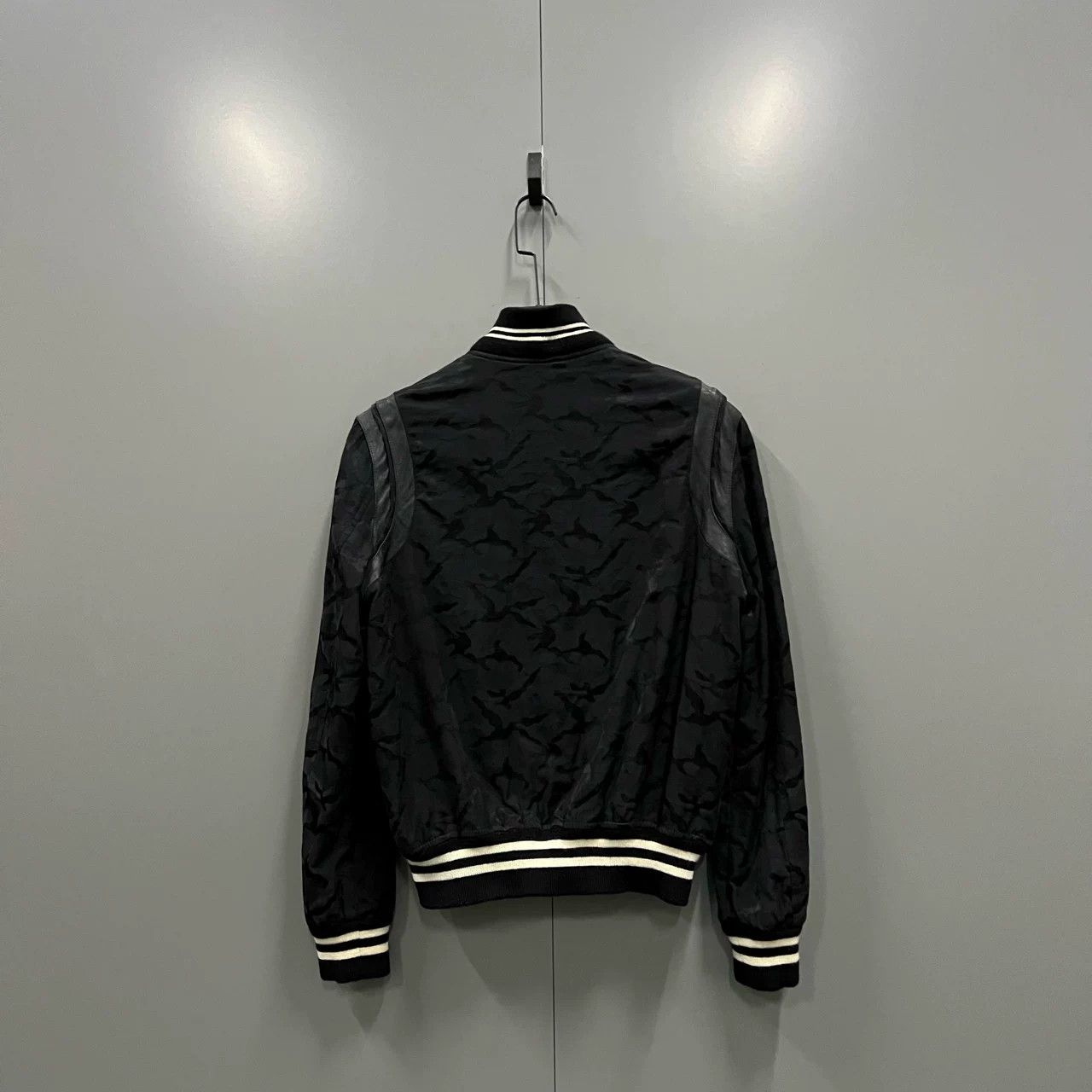 Saint Laurent Paris Saint Laurent Black Camo Baseball Jacket Size US M / EU 48-50 / 2 - 3 Thumbnail