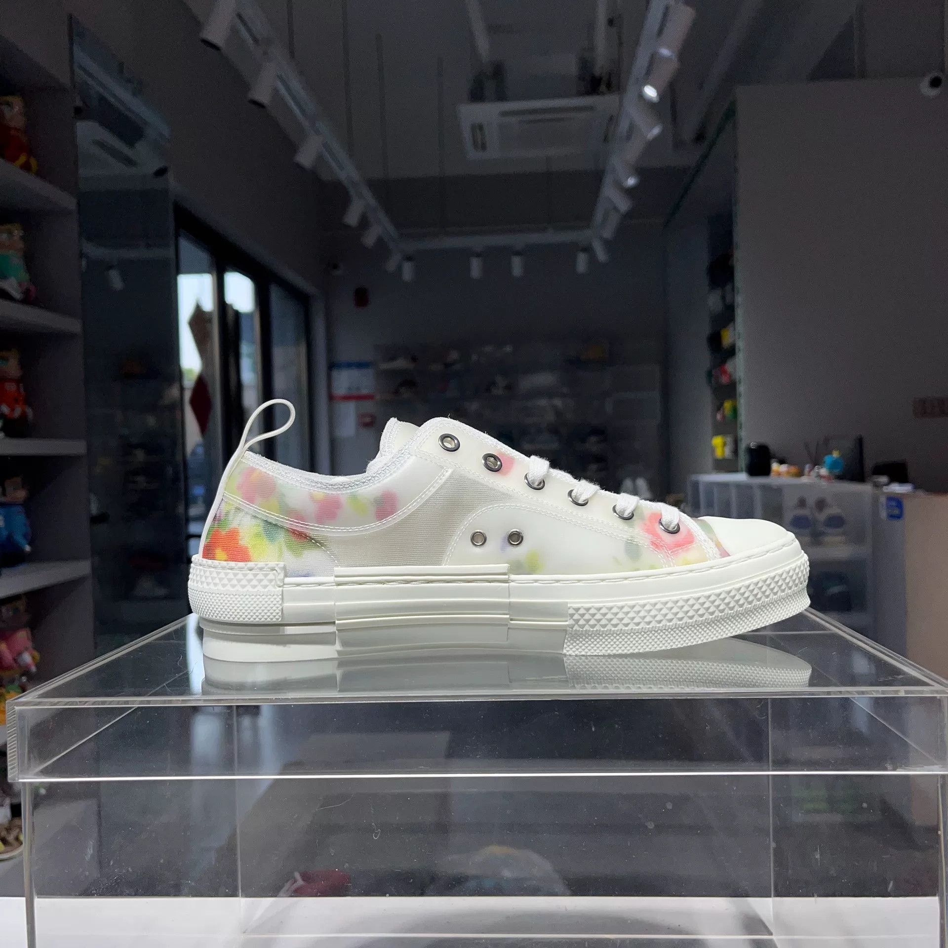 Dior Dior Floral Lowtop Sneakers 7 Men Size US 7 / EU 40 - 4 Thumbnail