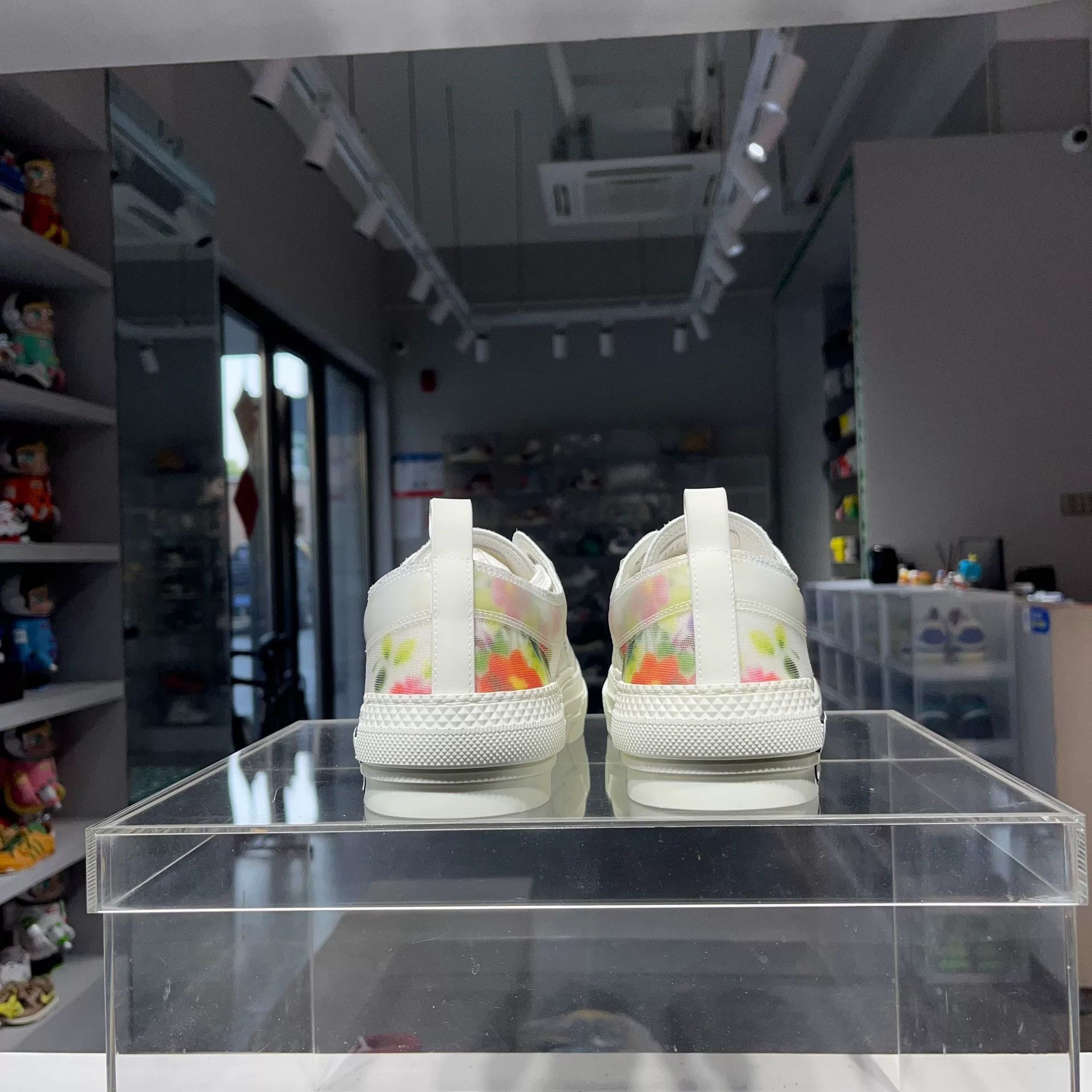 Dior Dior Floral Lowtop Sneakers 7 Men Size US 7 / EU 40 - 3 Thumbnail