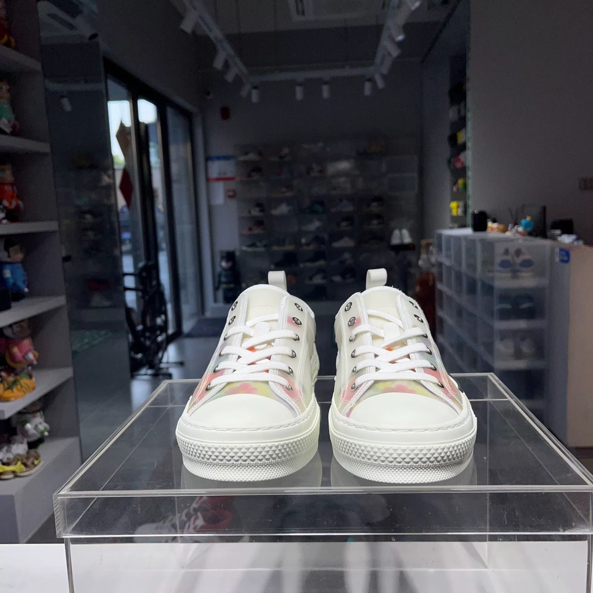 Dior Dior Floral Lowtop Sneakers 7 Men Size US 7 / EU 40 - 2 Thumbnail