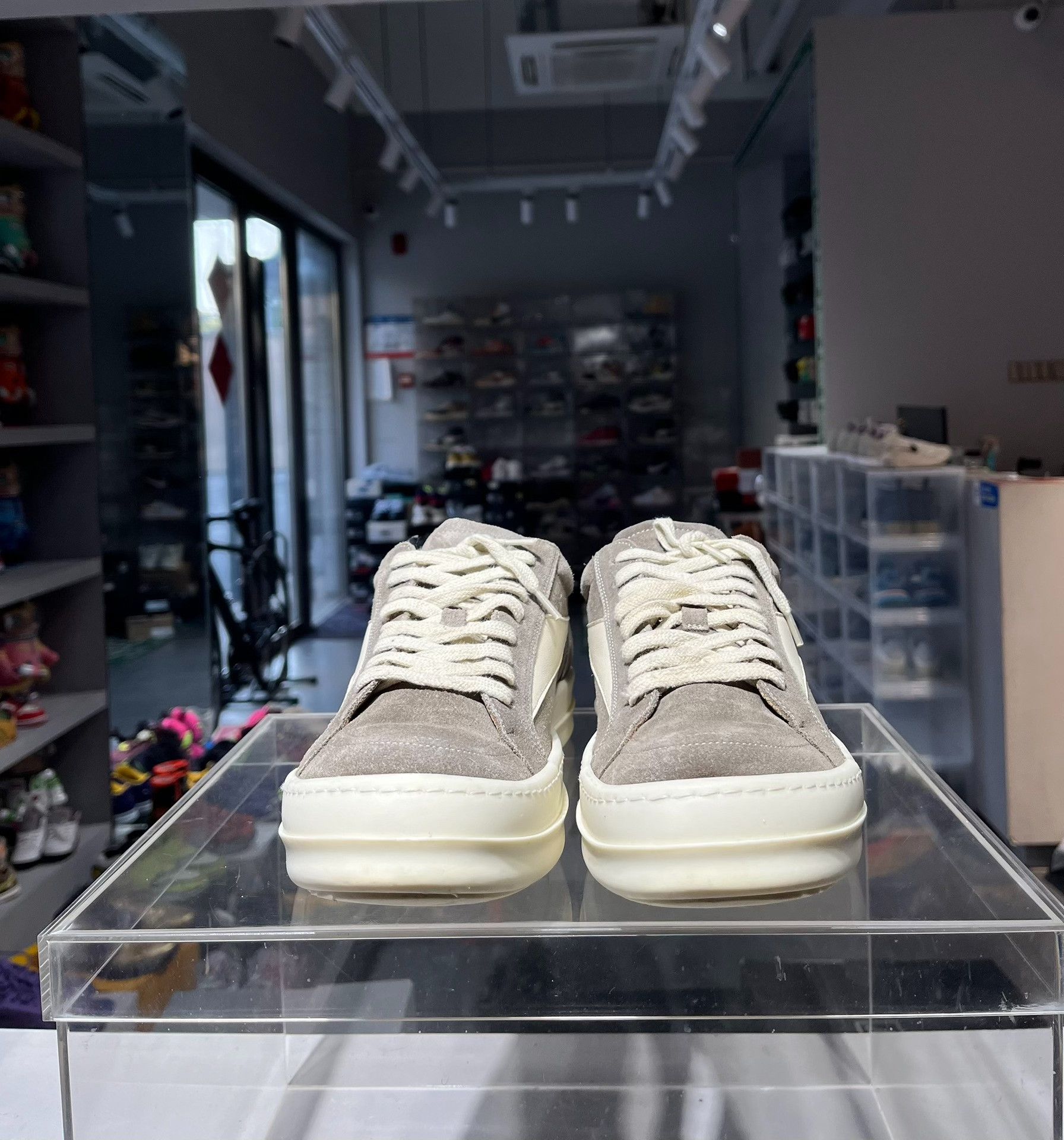 Rick Owens Rick Owens Suede Gray Lowtop Sneakers 8 Men Size US 8 / EU 41 - 2 Thumbnail