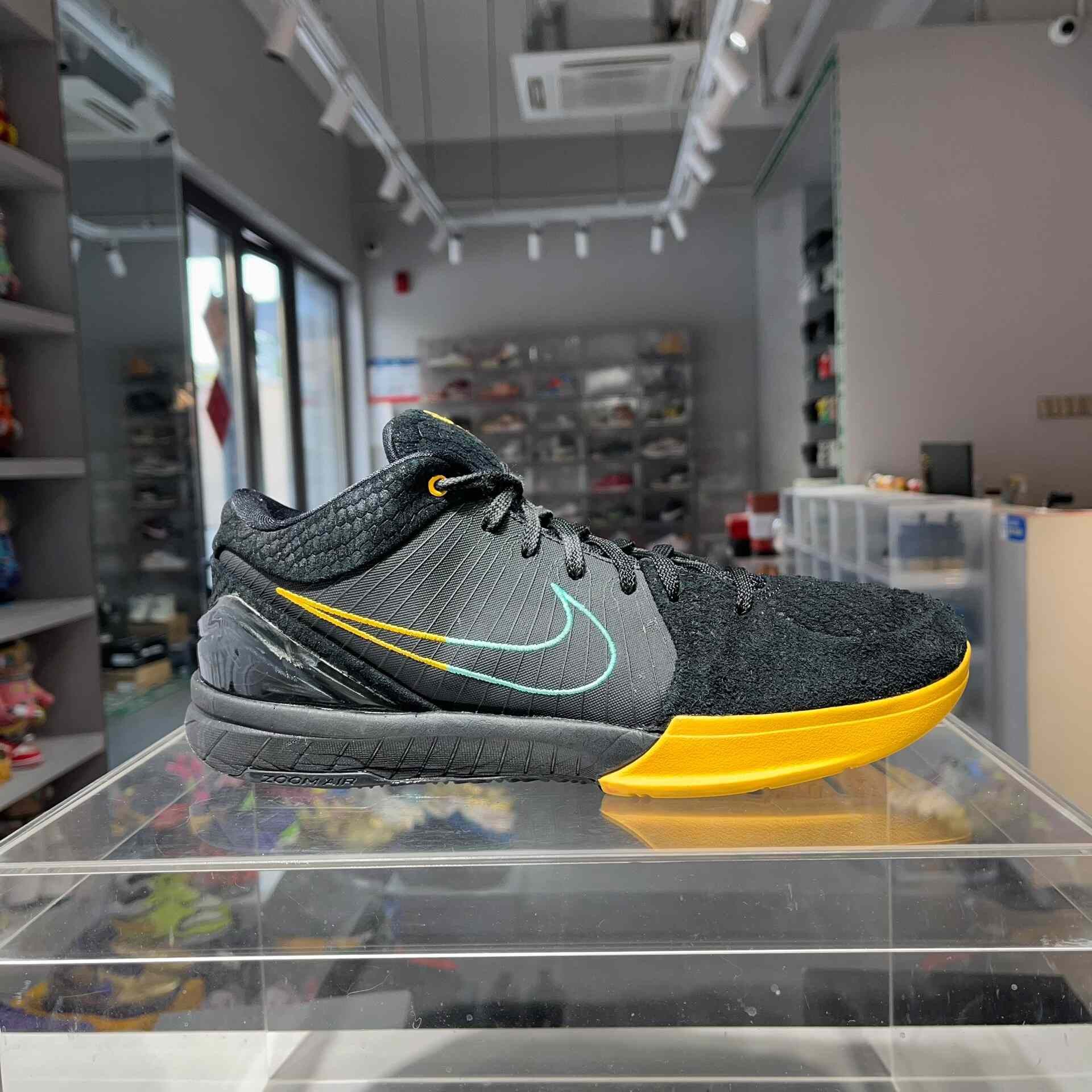 Nike Nike Yellow Lowtop Sneakers 11 Men Size US 11 / EU 44 - 5 Thumbnail