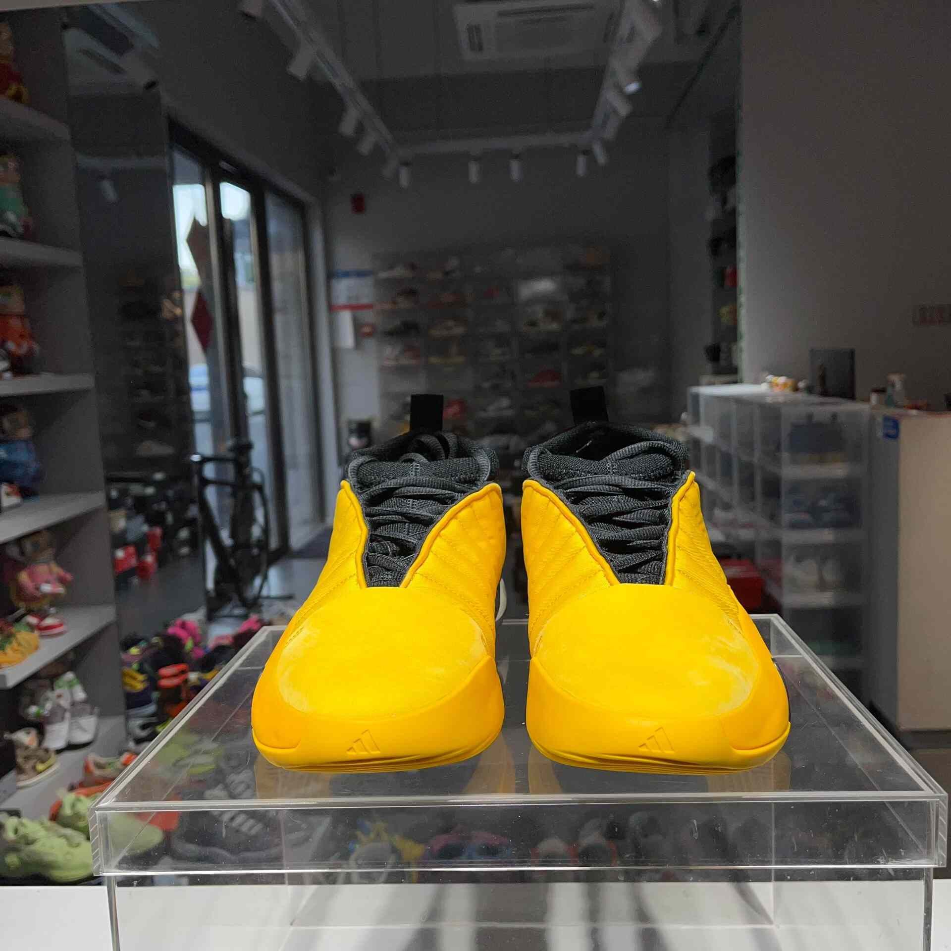 Adidas Adidas Yellow Lowtop Sneakers 10 Men Size US 10 / EU 43 - 2 Thumbnail