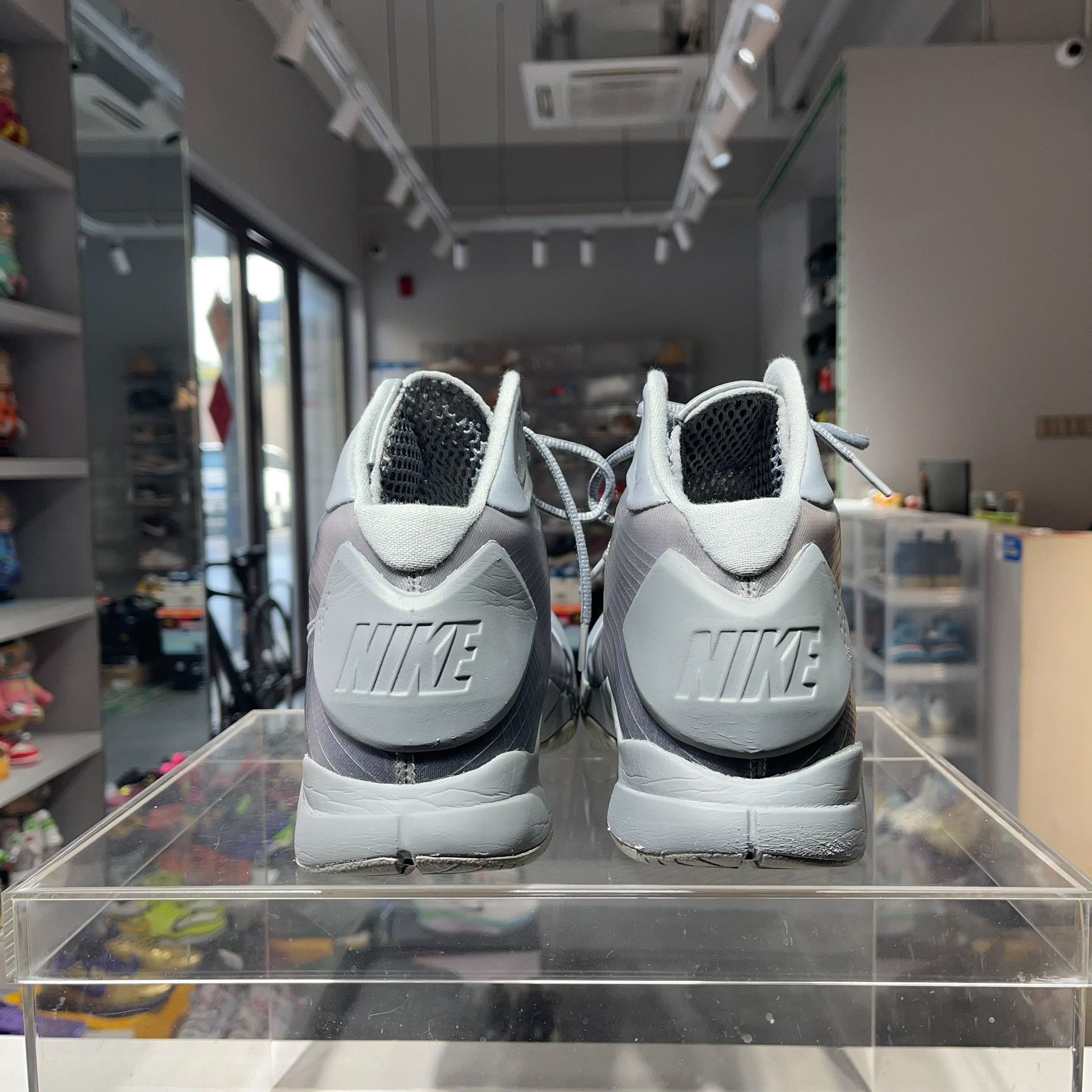 Thom Browne Thom Browne Lowtop Sneakers 11 Men Size US 11 / EU 44 - 4 Thumbnail