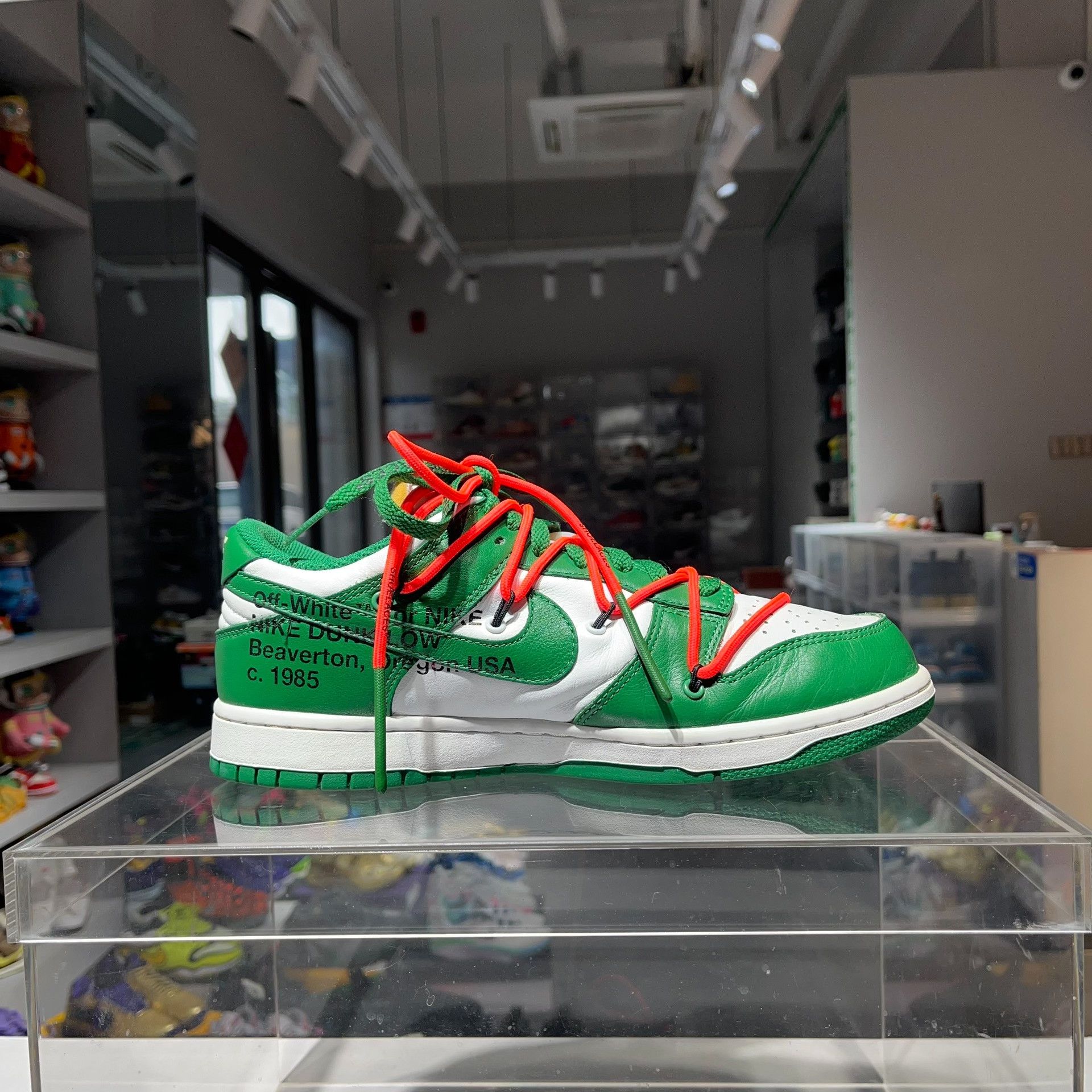 Nike Nike DUNK Green Lowtop Sneakers 9 Men Size US 9 / EU 42 - 3 Thumbnail