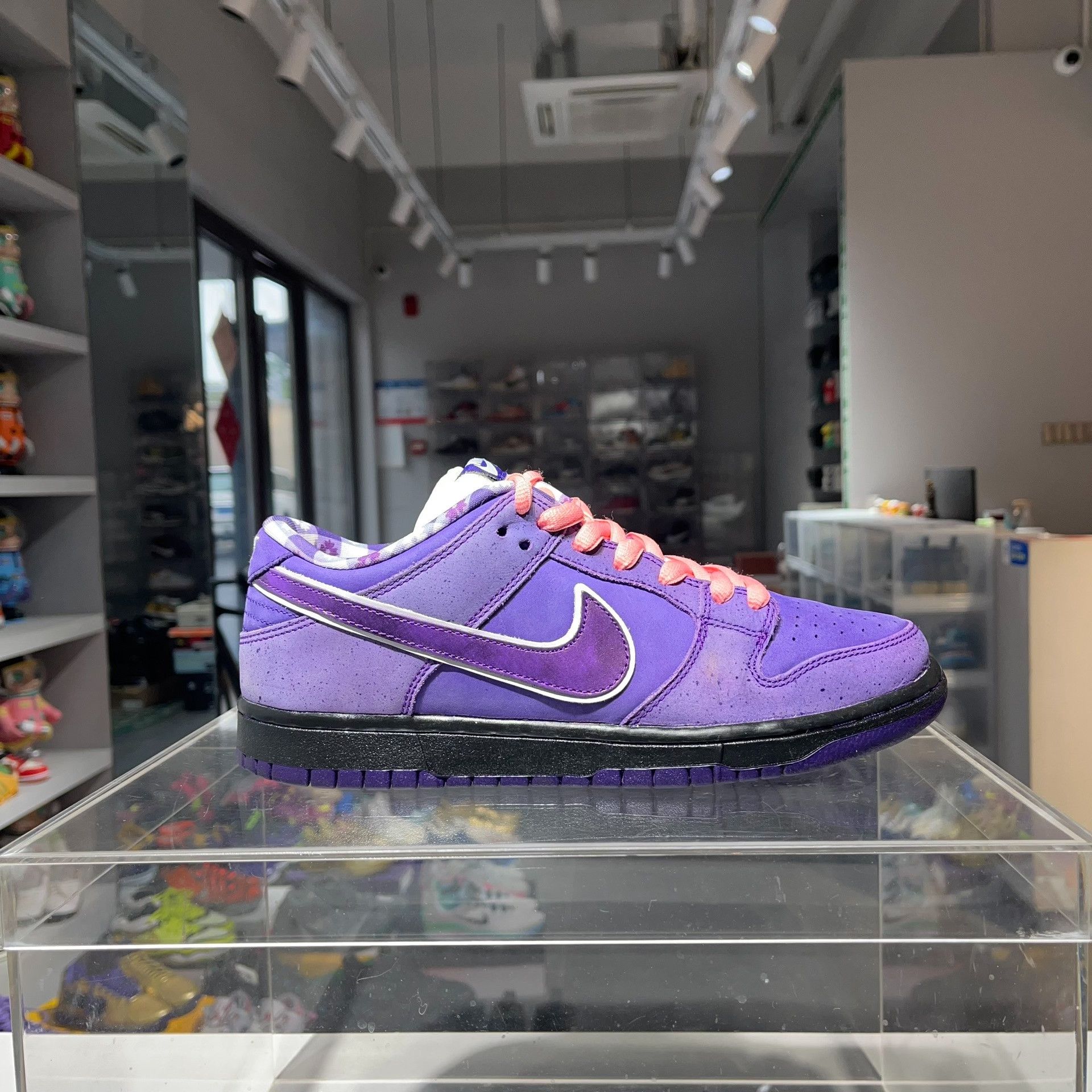 Nike Nike DUNK Purple Lowtop Sneakers 42 Men Size US 9 / EU 42 - 5 Thumbnail