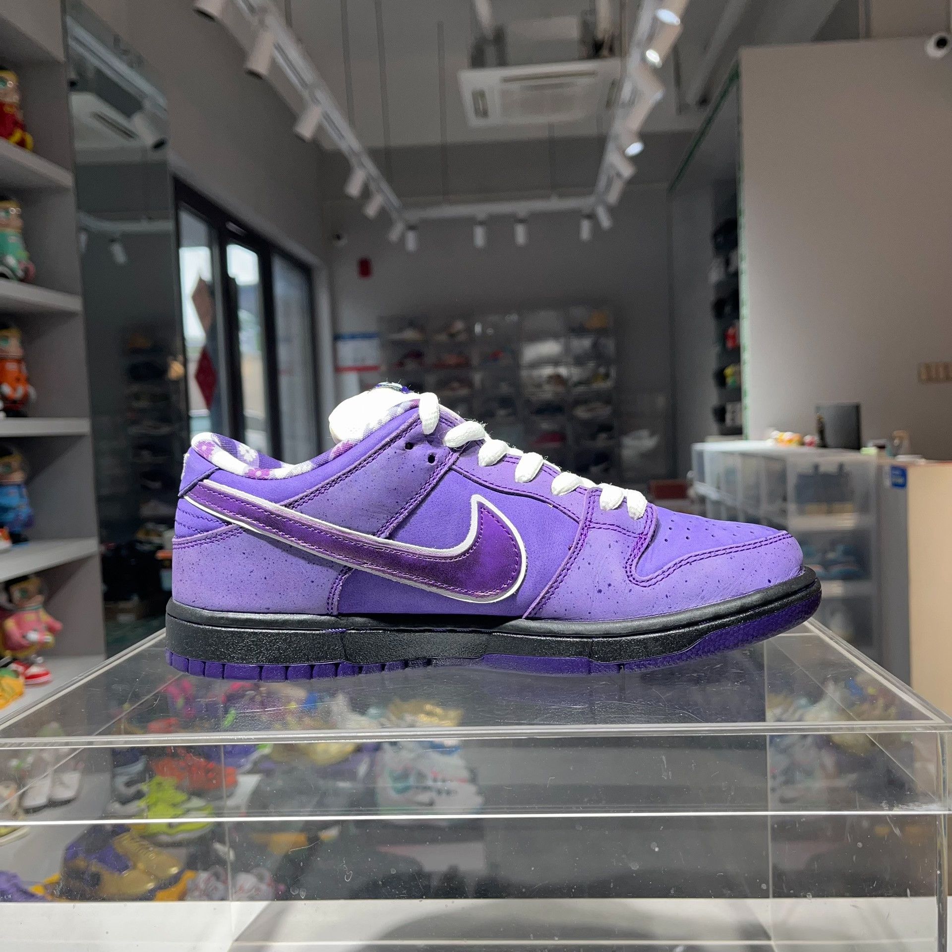 Nike Nike DUNK Purple Lowtop Sneakers 42 Men Size US 9 / EU 42 - 3 Thumbnail