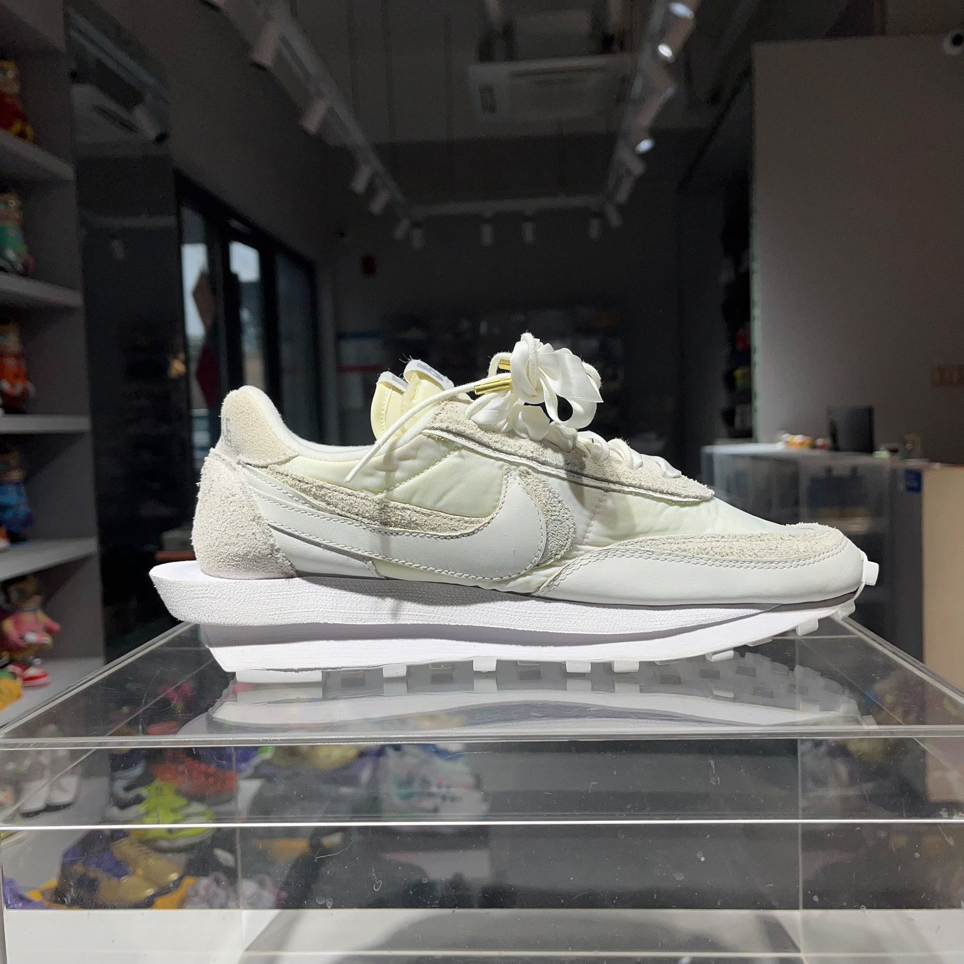 Nike Nike White Lowtop Sneakers 42 Men Size US 9 / EU 42 - 3 Thumbnail