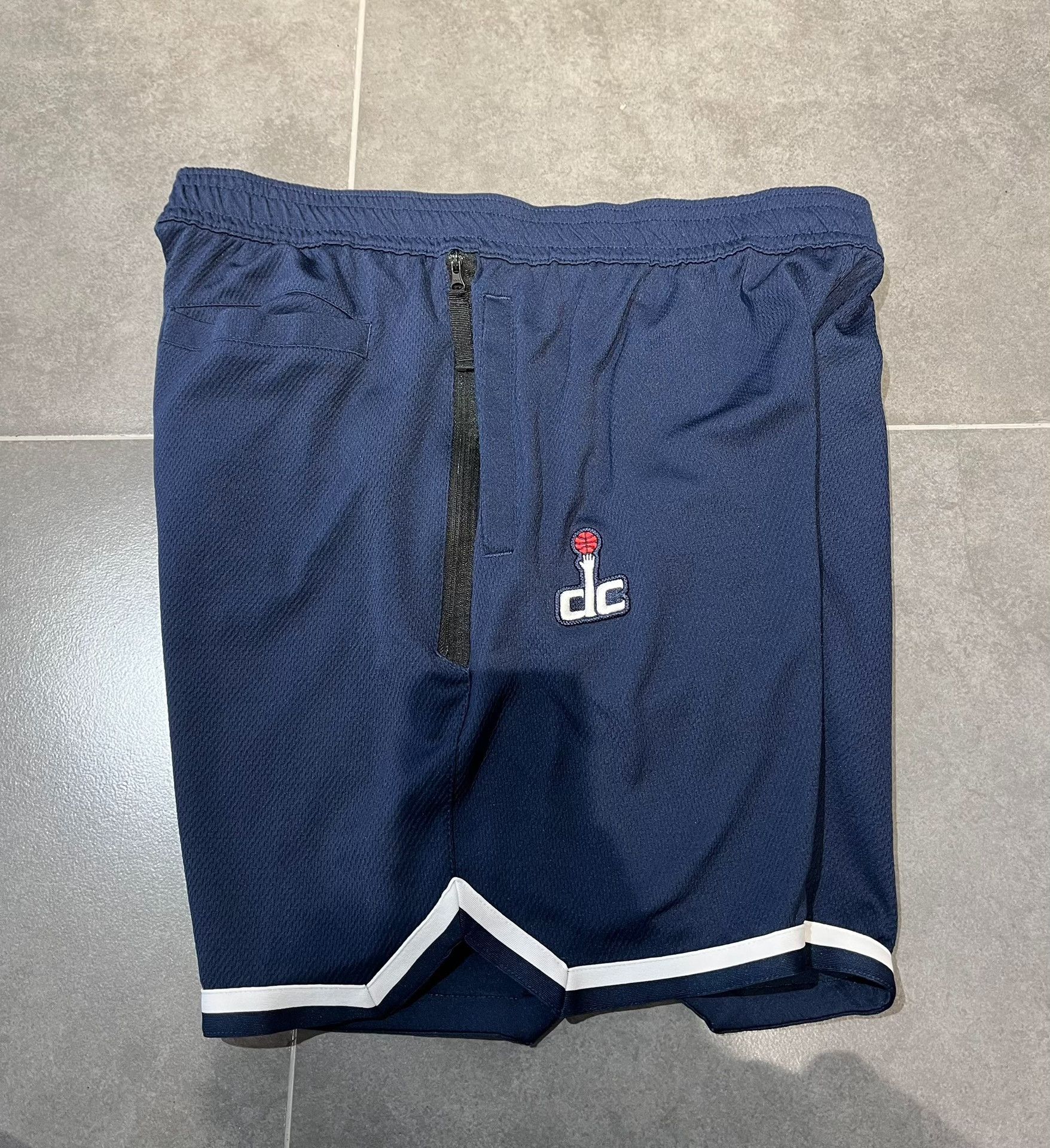 Other Shorts XL Men Size US 36 / EU 52 - 3 Thumbnail