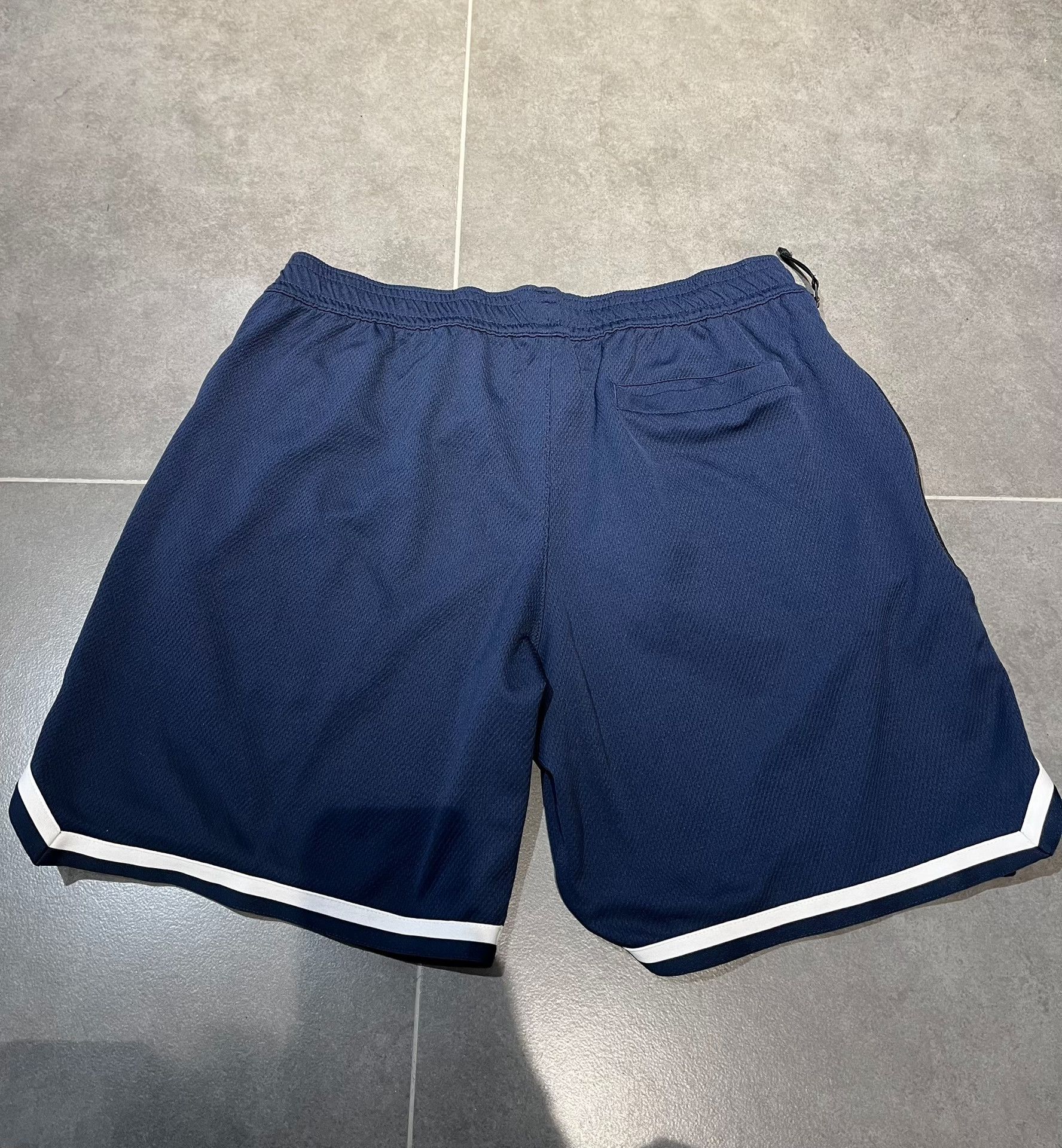 Other Shorts XL Men Size US 36 / EU 52 - 2 Thumbnail