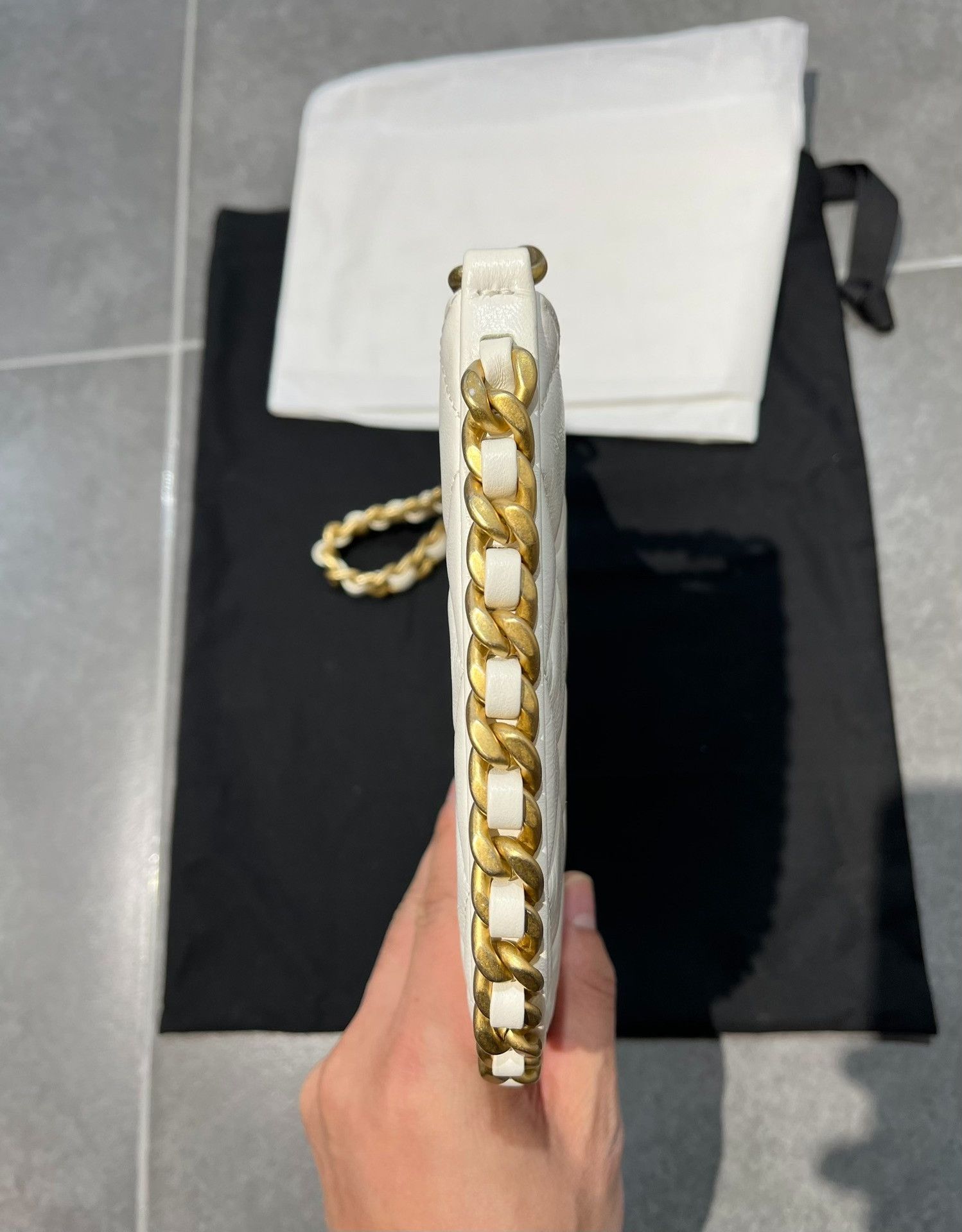 Chanel Chanel White Shoulder Bag OS Women Size ONE SIZE - 5 Thumbnail