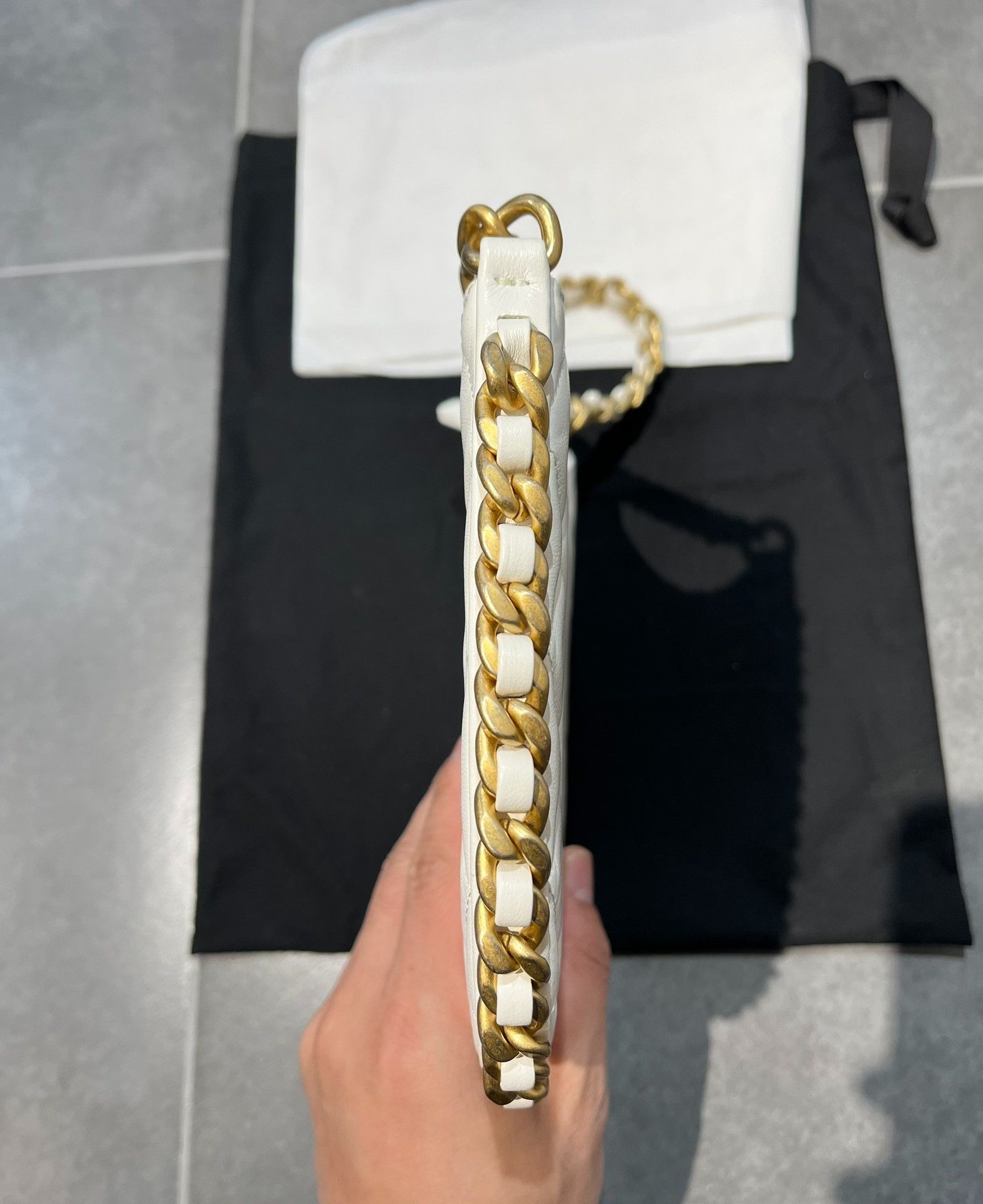 Chanel Chanel White Shoulder Bag OS Women Size ONE SIZE - 4 Thumbnail