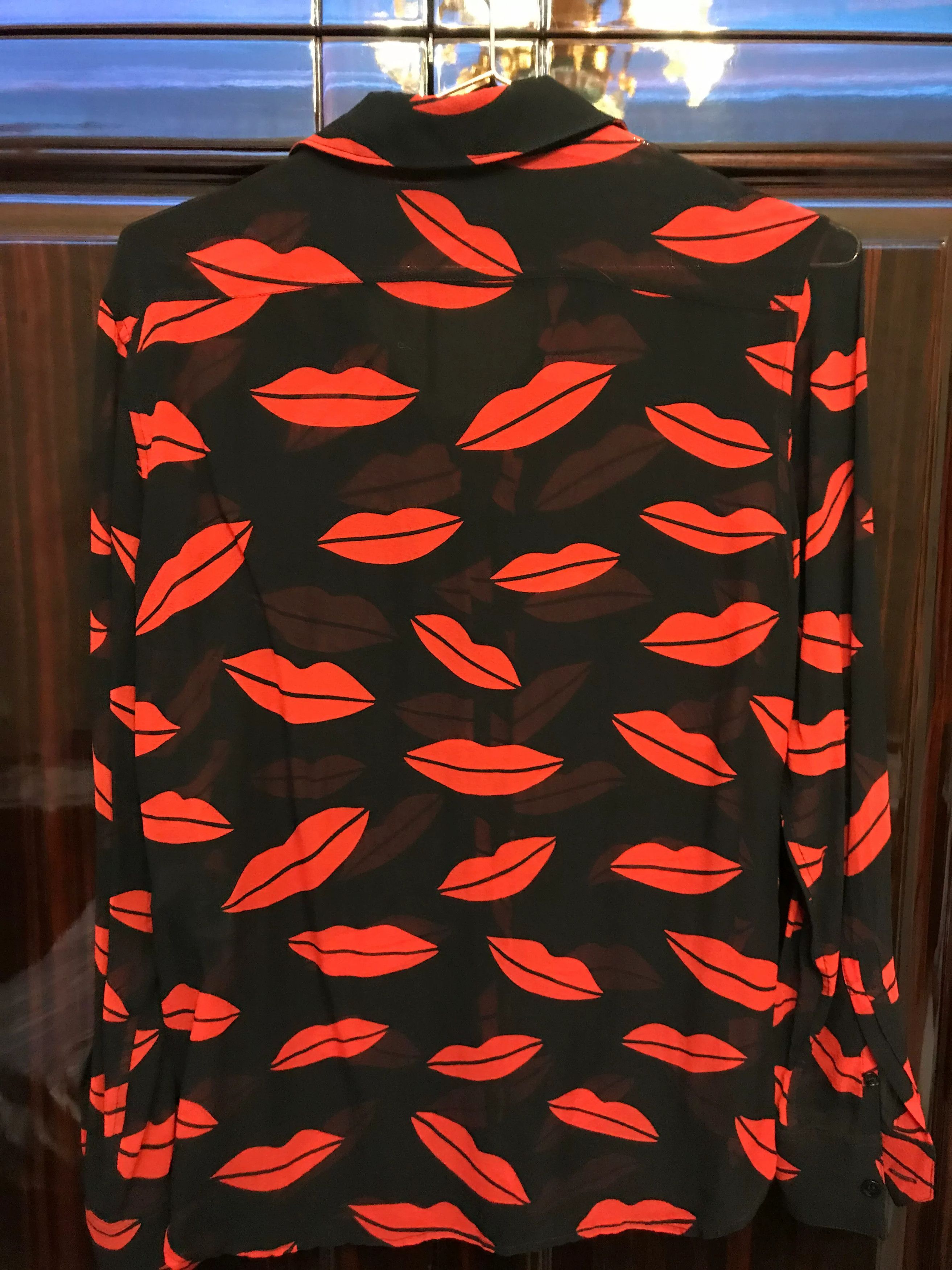 Saint Laurent Paris Saint Laurent Silk Red Lips Shirt Size S / US 4 / IT 40 - 2 Thumbnail