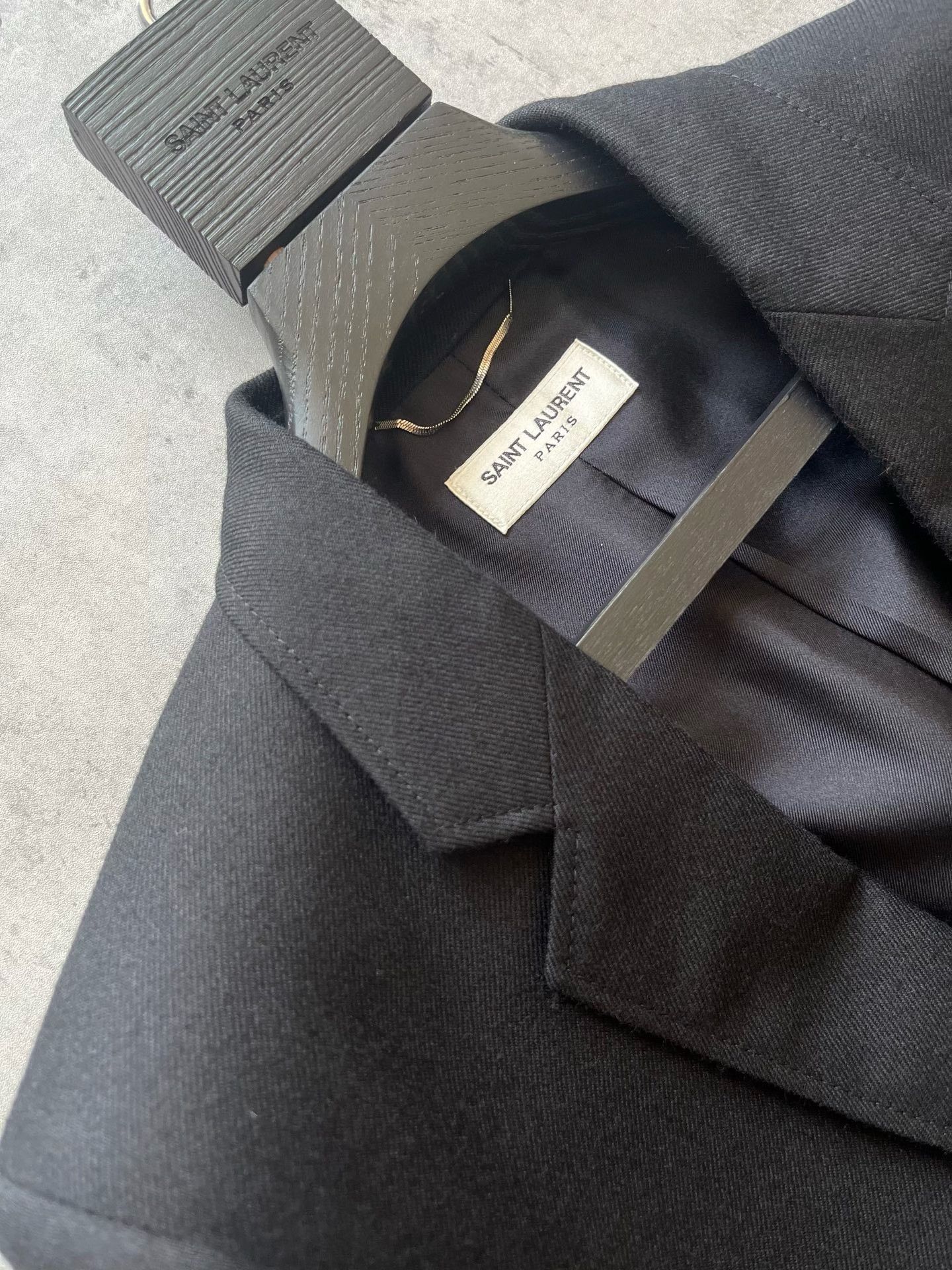 Saint Laurent Paris YSL Saint Laurent Black Gold Button Blazer Size US L / EU 52-54 / 3 - 4 Thumbnail