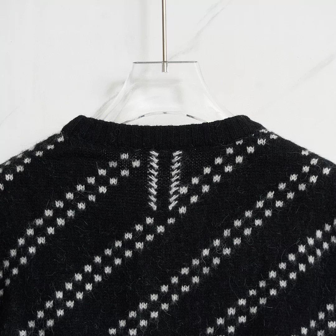 Saint Laurent Paris Saint Laurent Men's Zigzag Knit Sweater Size US M / EU 48-50 / 2 - 5 Thumbnail