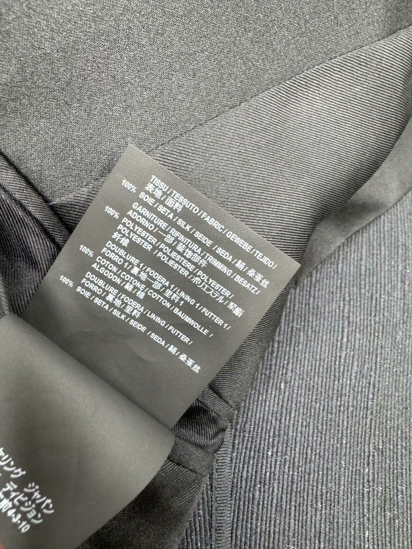 Saint Laurent Paris Saint Laurent SLP Smoking Suit Size 44 Size US S / EU 44-46 / 1 - 7 Thumbnail
