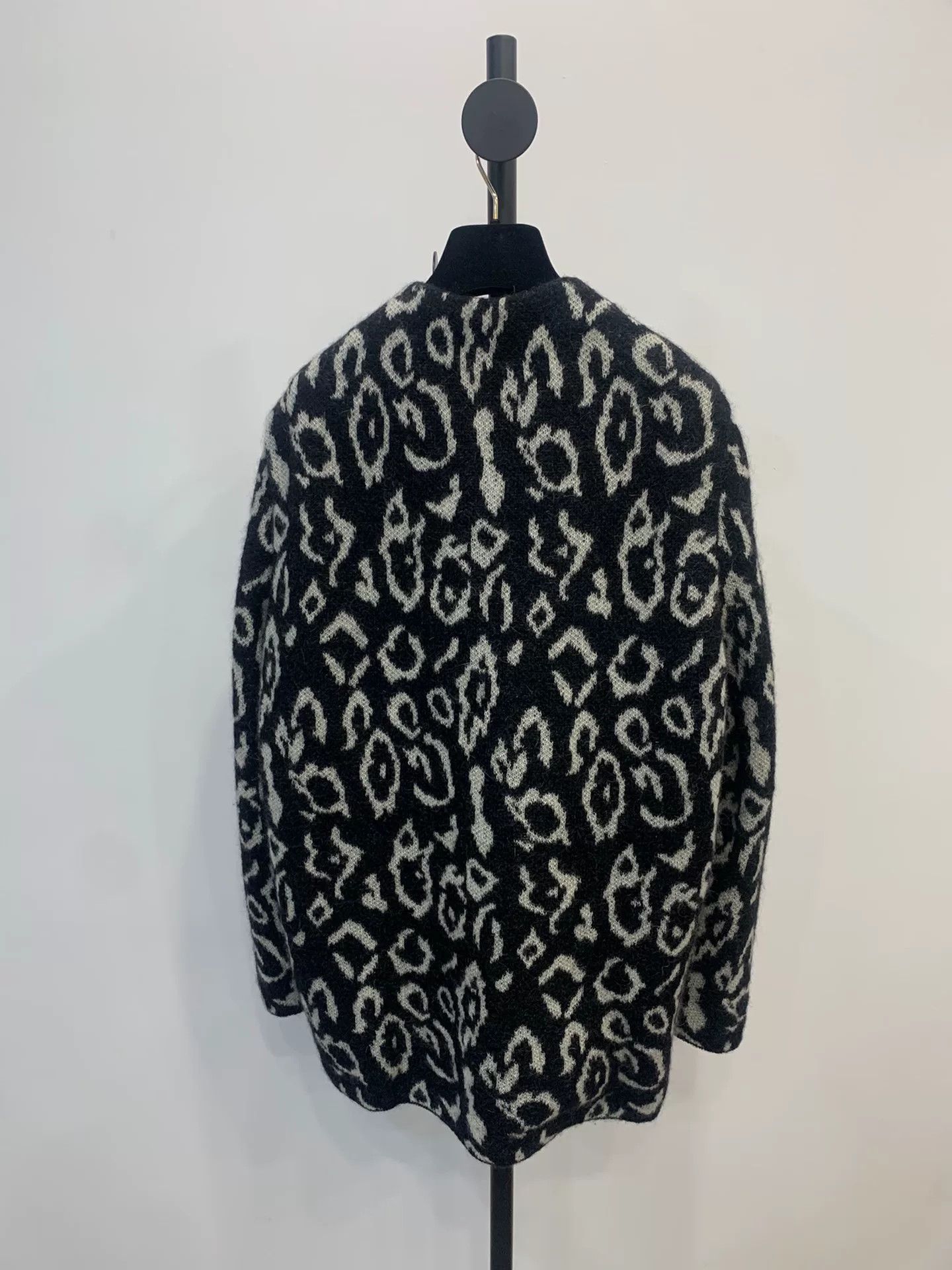 Saint Laurent Paris Saint Laurent Leopard Print Cardigan Size XS / US 0-2 / IT 36-38 - 6 Thumbnail