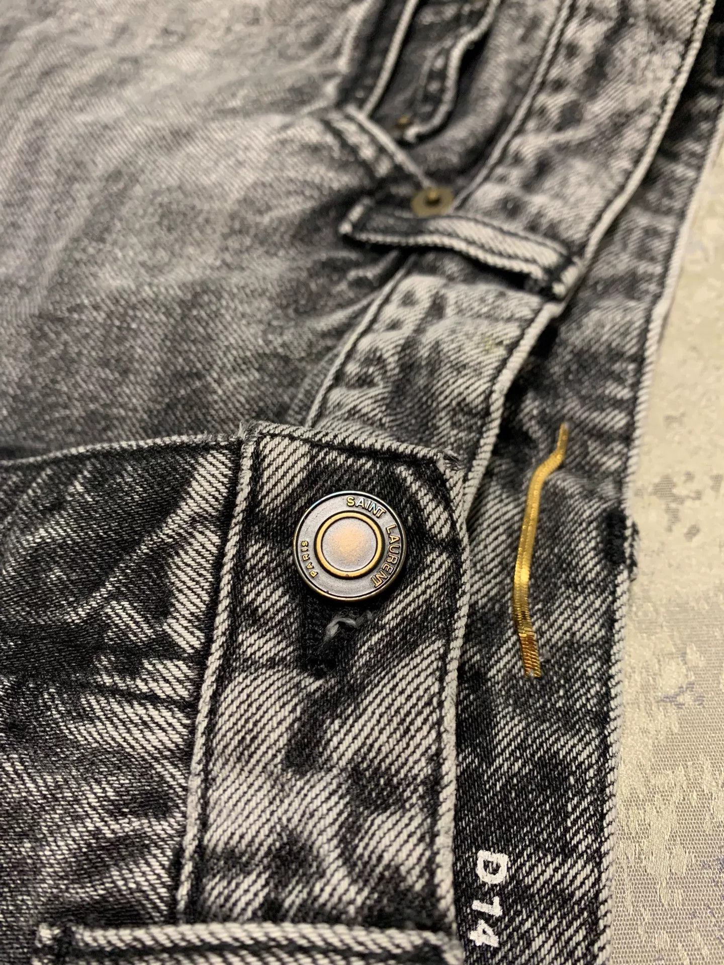Saint Laurent Paris Saint Laurent Gray Distressed Jeans Size 27" / US 4 / IT 40 - 5 Thumbnail
