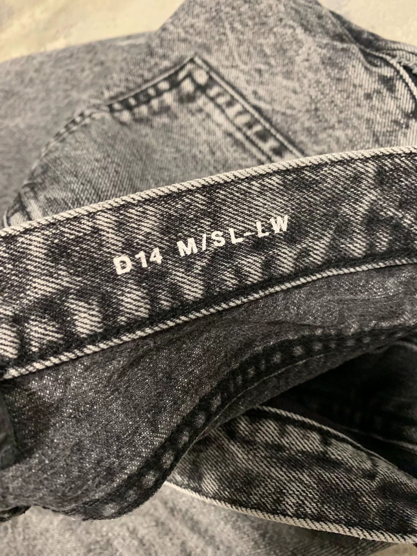 Saint Laurent Paris Saint Laurent Gray Distressed Jeans Size 27" / US 4 / IT 40 - 9 Thumbnail