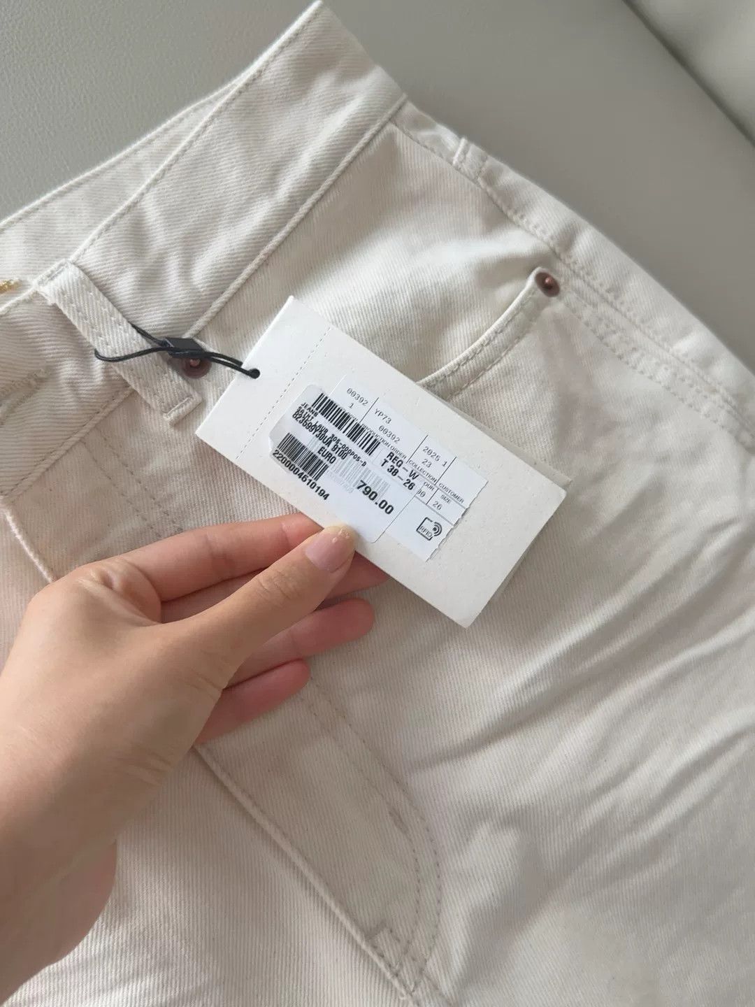 Saint Laurent Paris Saint Laurent High-Waist Flared Jeans Size 26" / US 2 / IT 38 - 2 Thumbnail