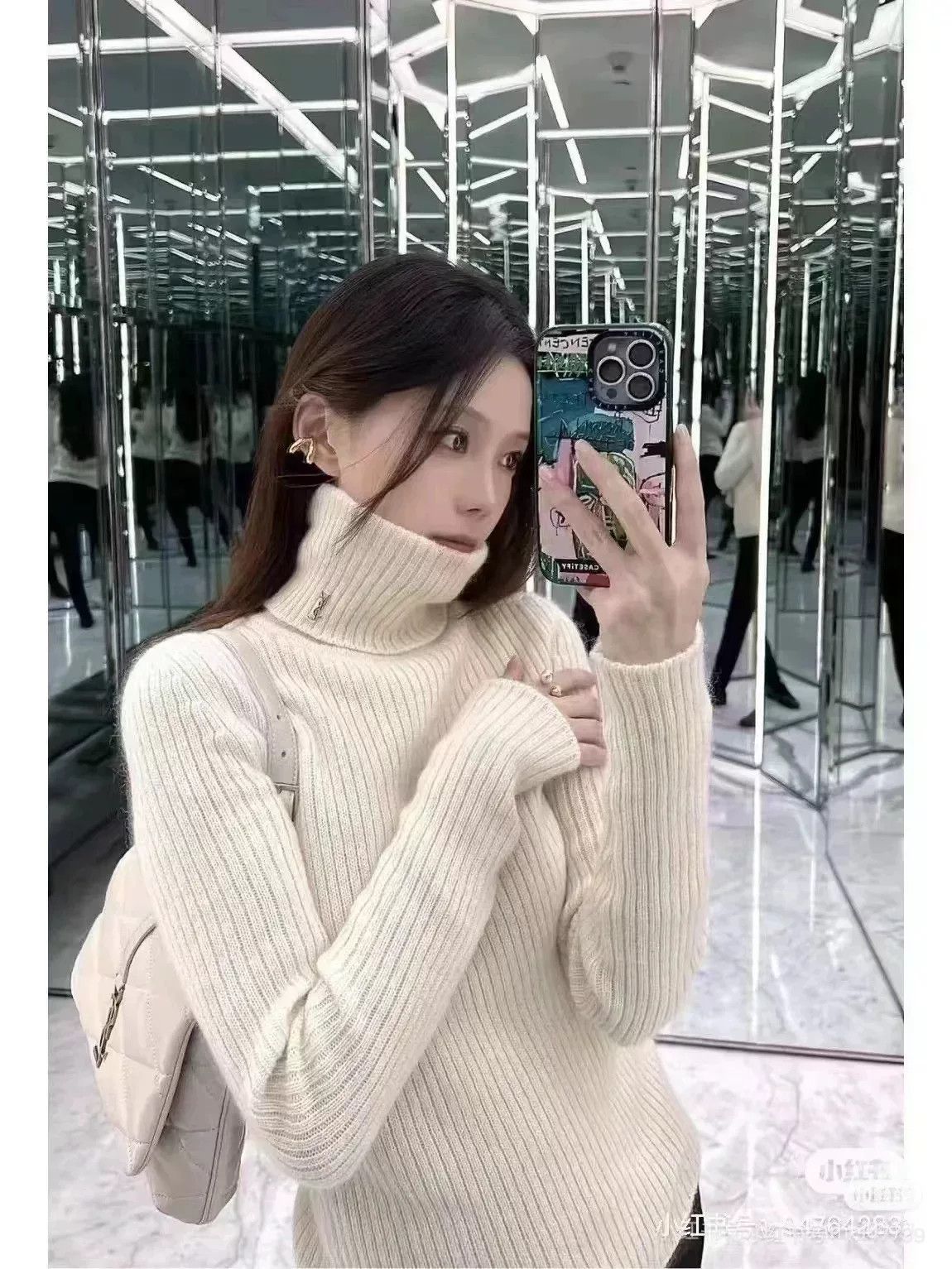 Saint Laurent Paris Saint Laurent YSL Cream Logo Turtleneck Sweater Size S / US 4 / IT 40 - 7 Thumbnail