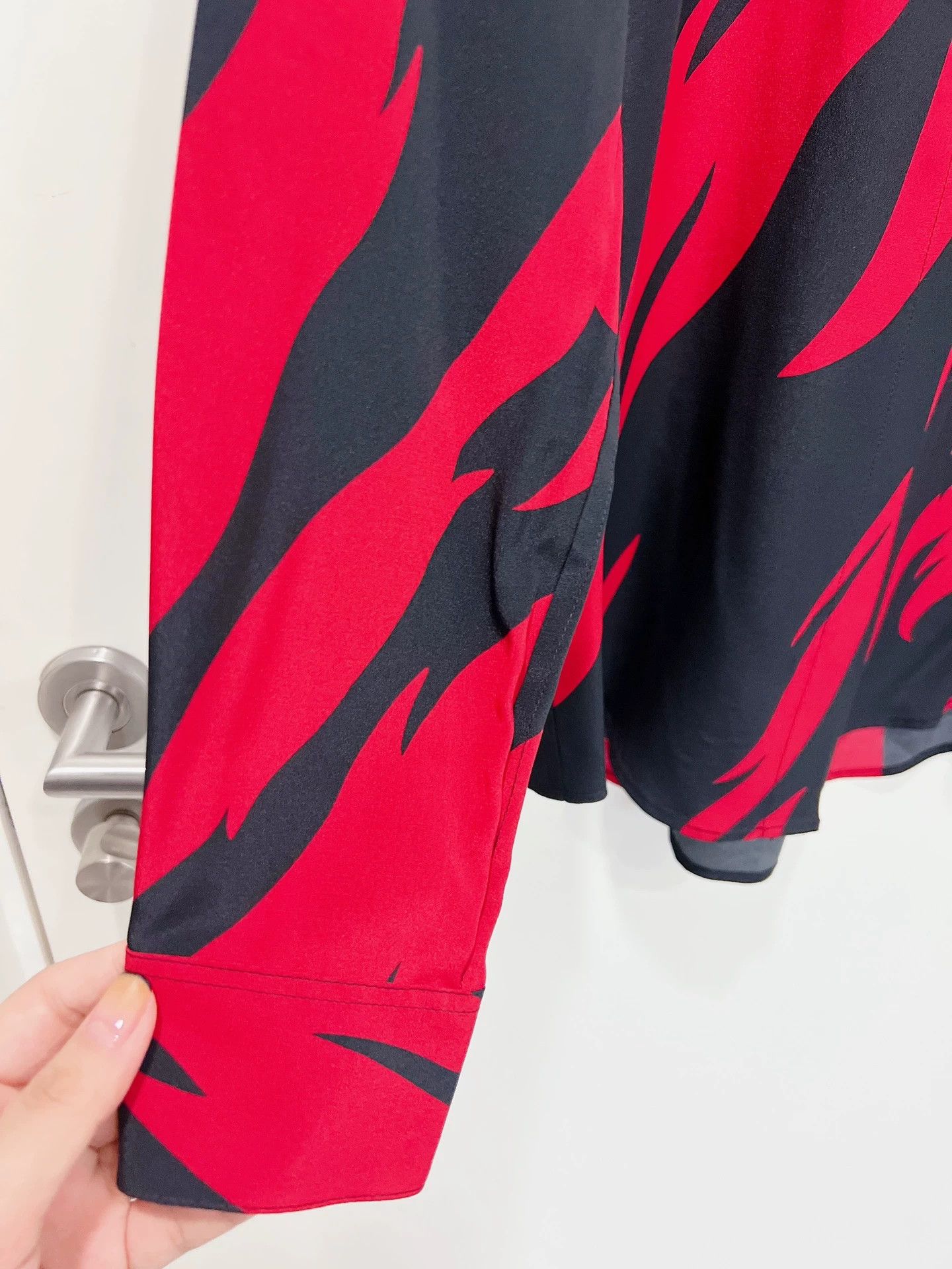 Saint Laurent Paris Saint Laurent Red Black Flame Shirt Size US M / EU 48-50 / 2 - 4 Thumbnail