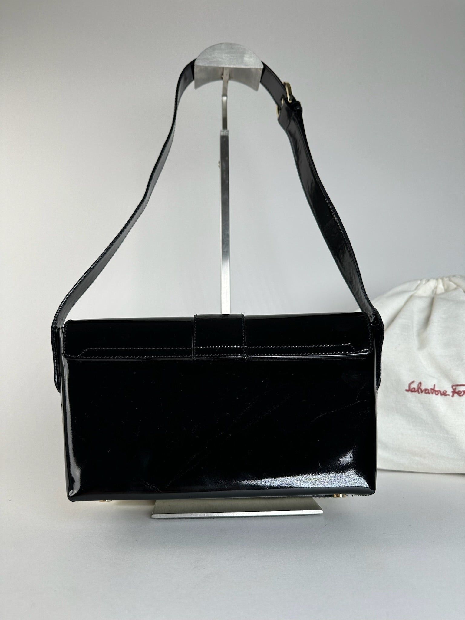 Salvatore Ferragamo Vintage Patent Leather Bag Black Size ONE SIZE - 7 Thumbnail