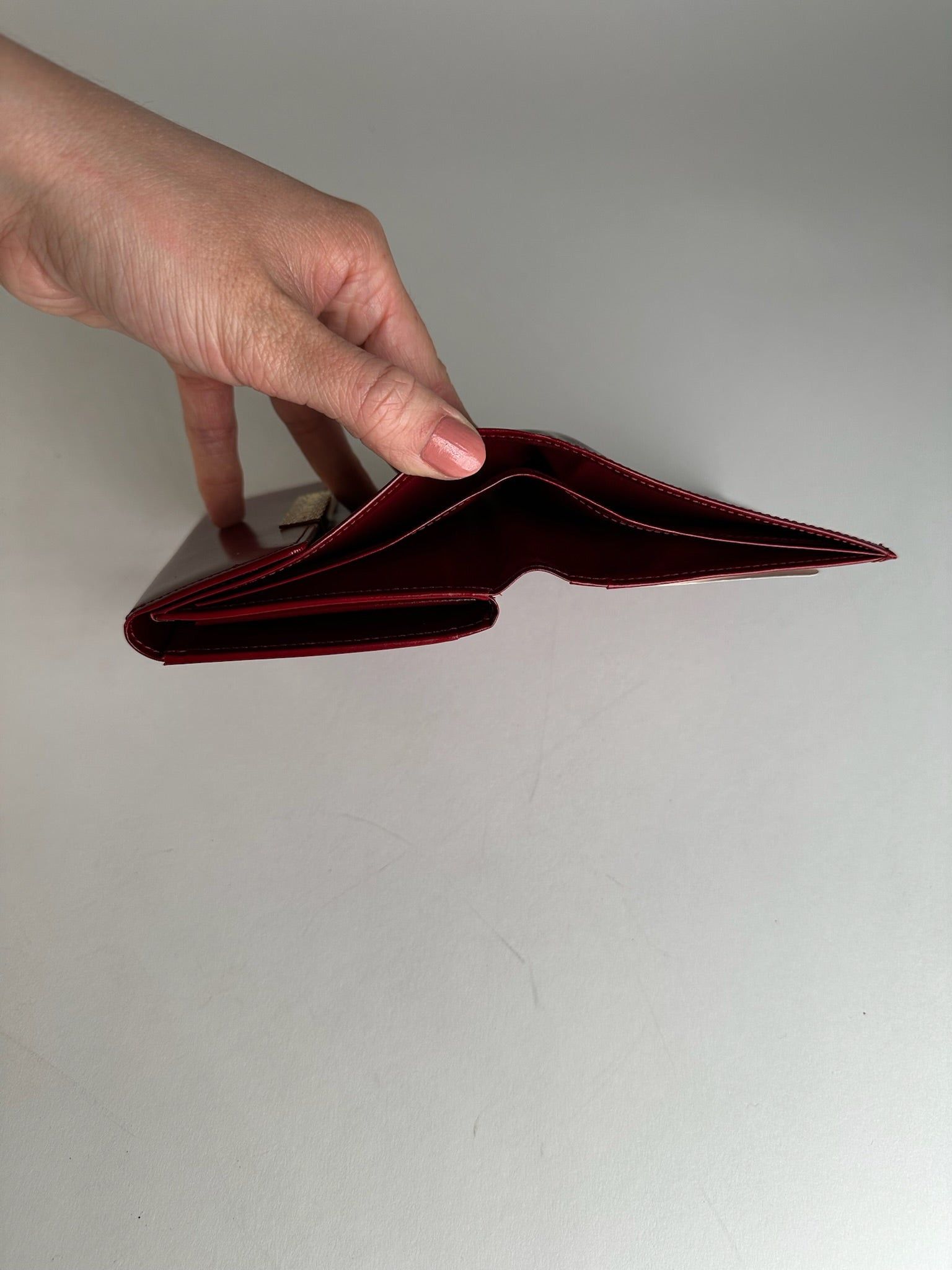 Givenchy Vintage Patent Leather Wallet Red Size ONE SIZE - 4 Thumbnail