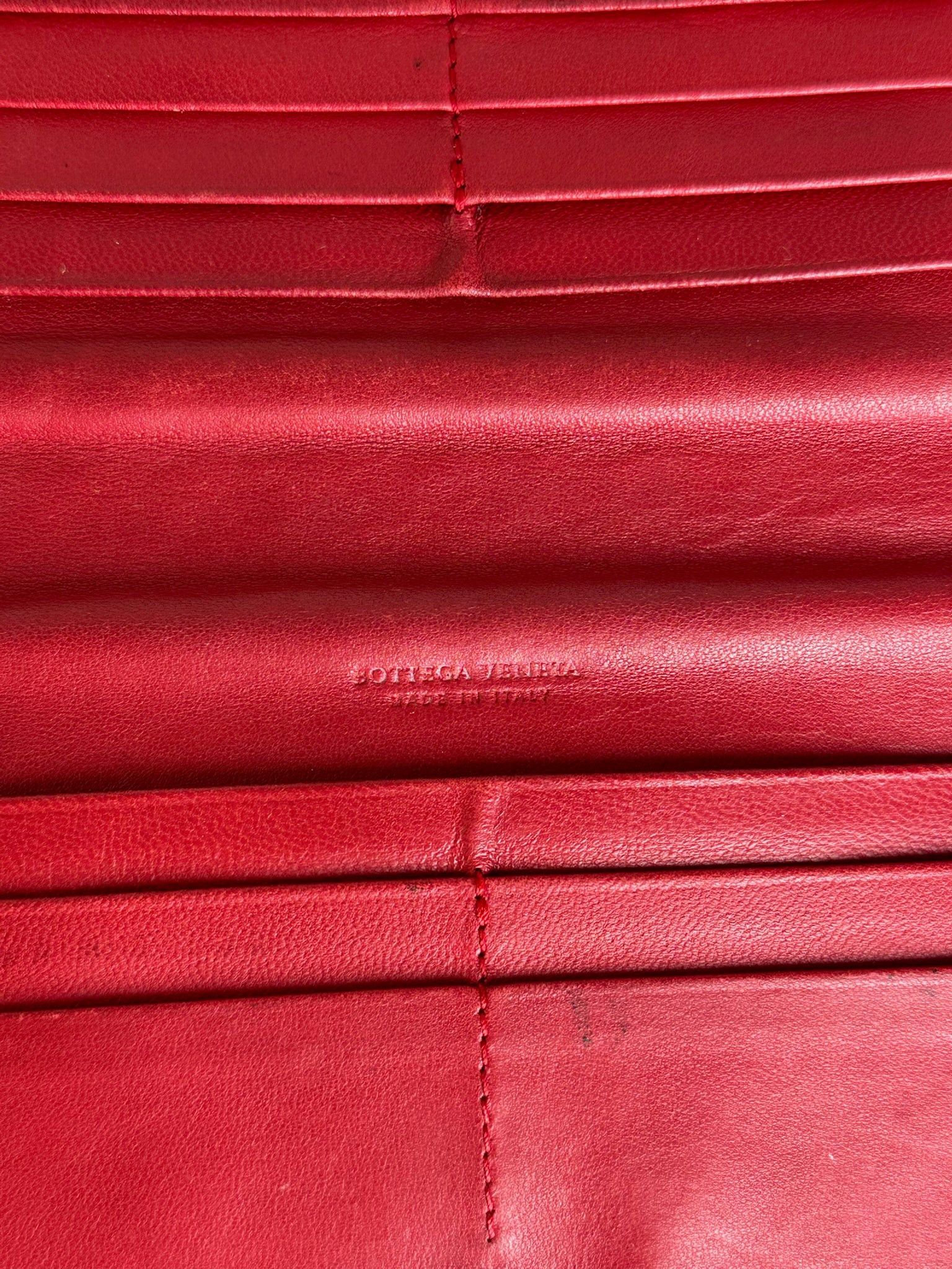 Bottega Veneta Vintage Intrecciato Leather Card Holder Wallet Red Size ONE SIZE - 7 Thumbnail