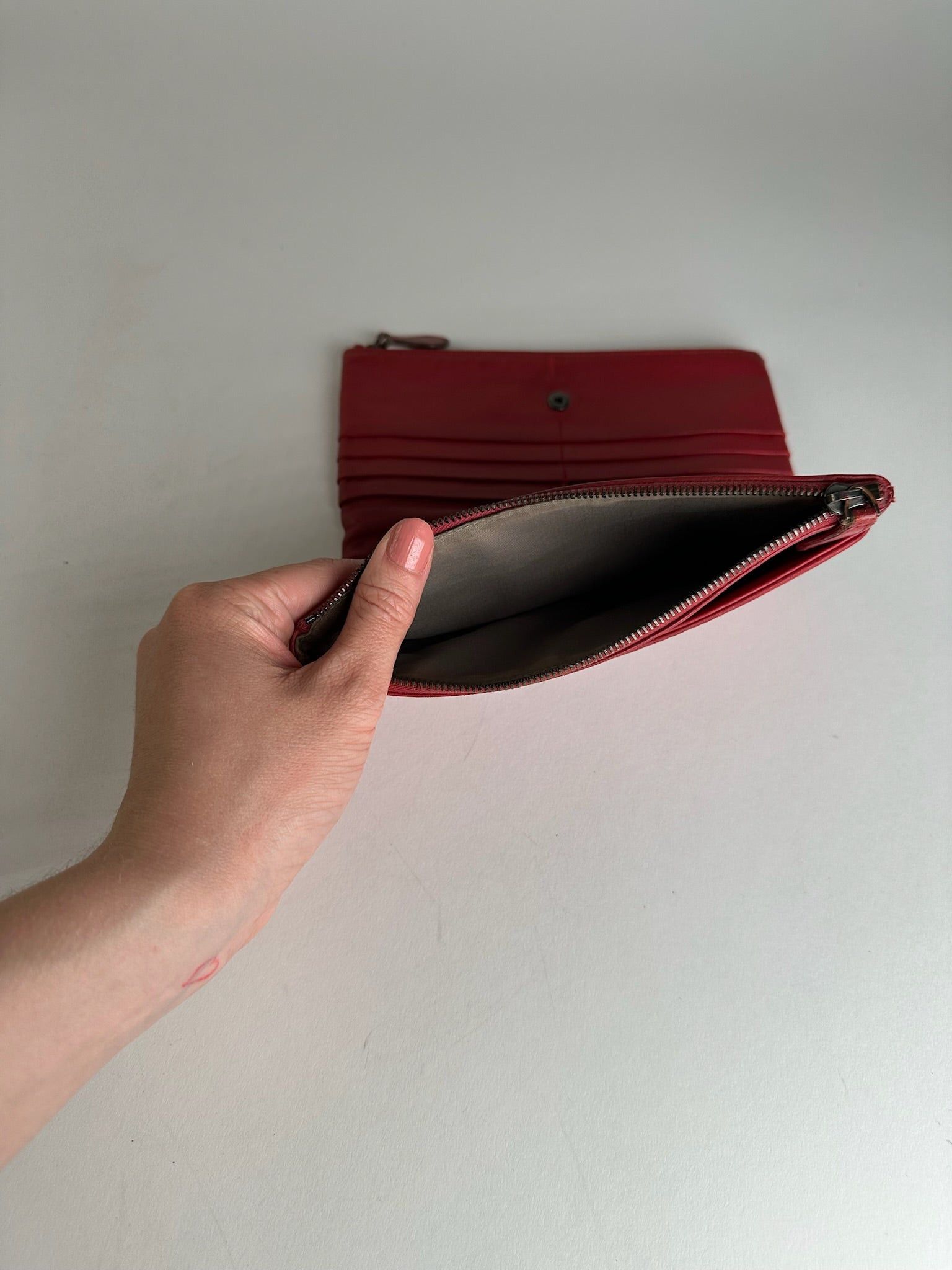 Bottega Veneta Vintage Intrecciato Leather Card Holder Wallet Red Size ONE SIZE - 4 Thumbnail