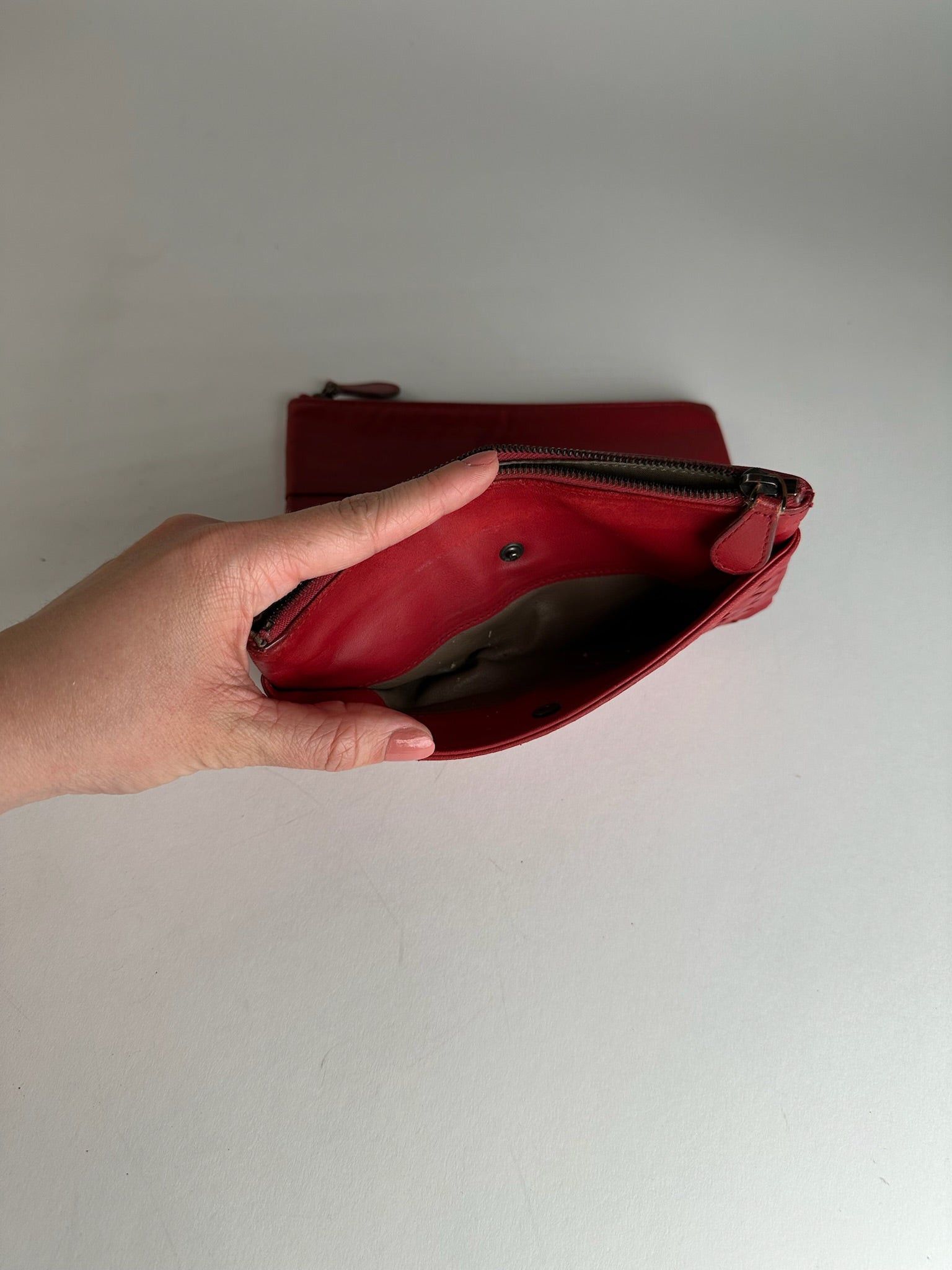 Bottega Veneta Vintage Intrecciato Leather Card Holder Wallet Red Size ONE SIZE - 9 Thumbnail