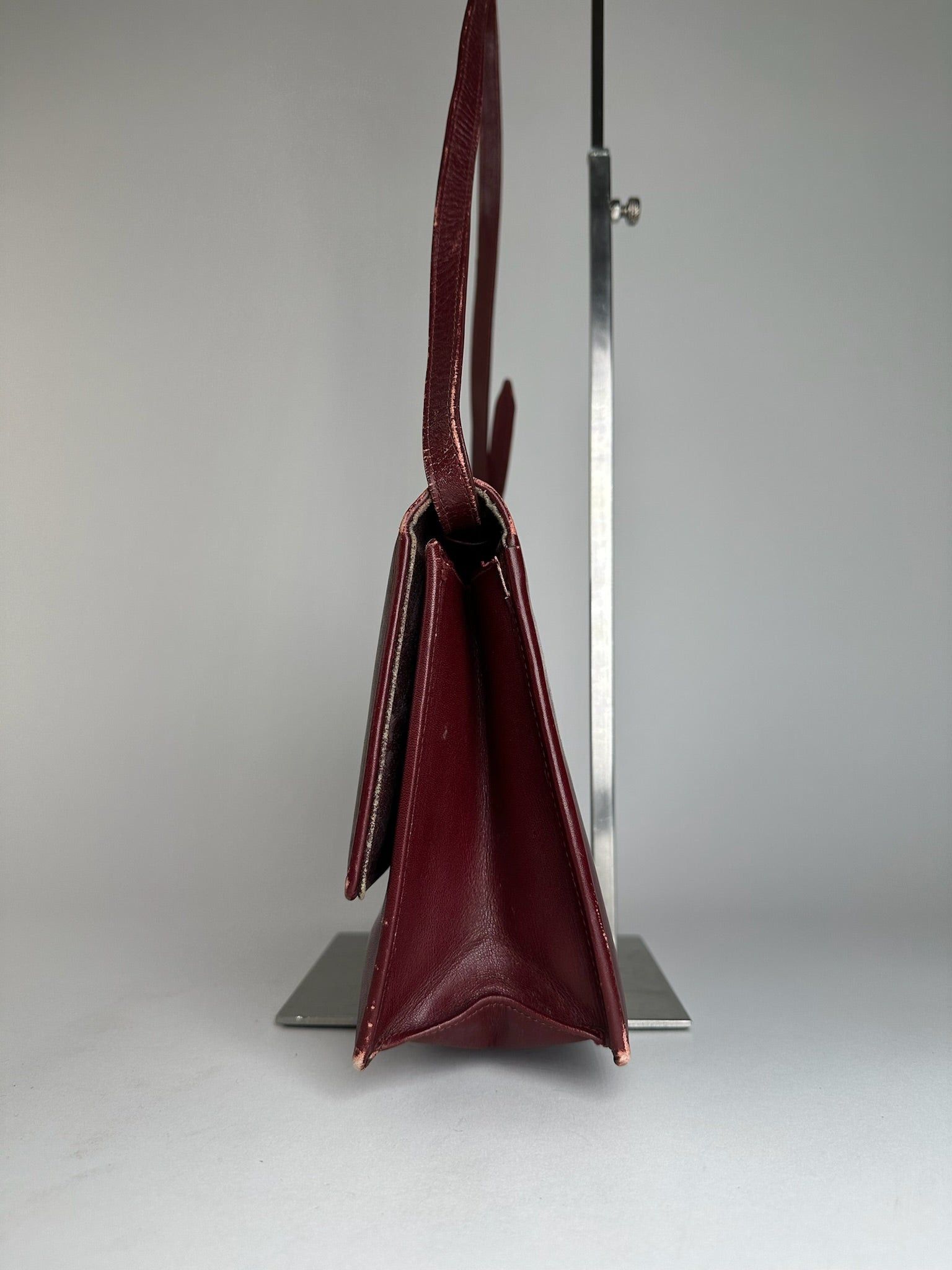 Givenchy Vintage Leather Shoulder Bag Burgundy Size ONE SIZE - 9 Thumbnail
