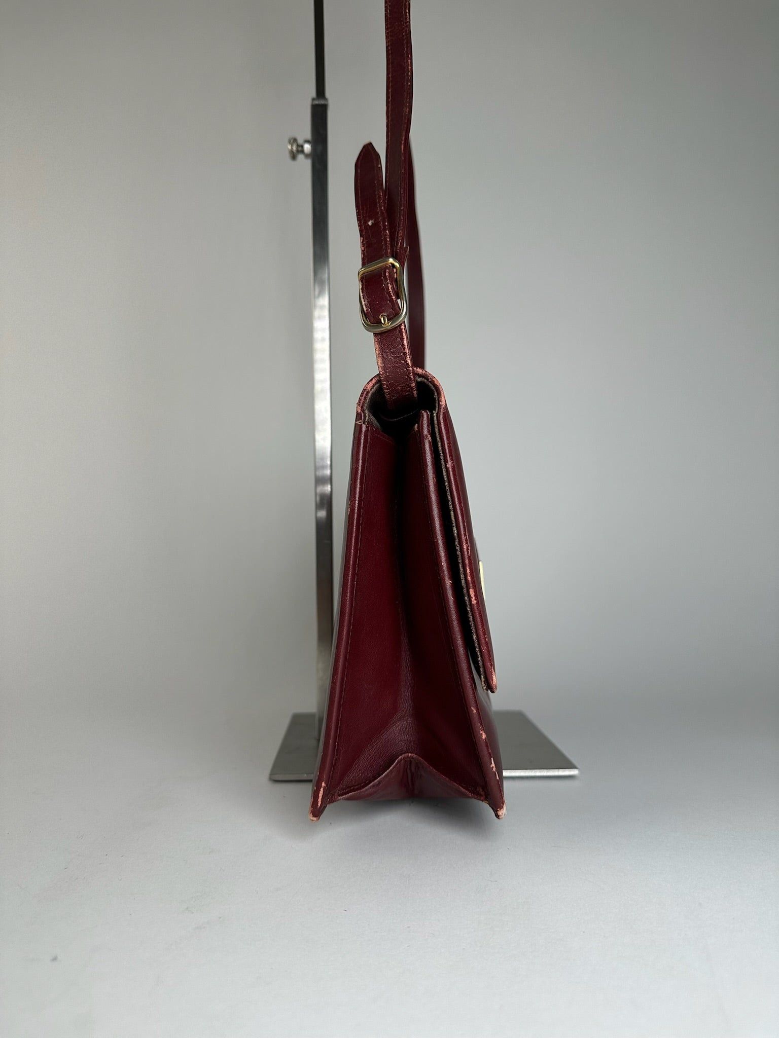 Givenchy Vintage Leather Shoulder Bag Burgundy Size ONE SIZE - 11 Thumbnail