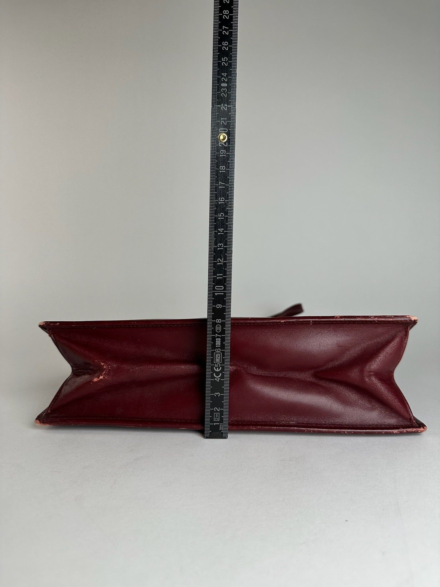 Givenchy Vintage Leather Shoulder Bag Burgundy Size ONE SIZE - 14 Thumbnail