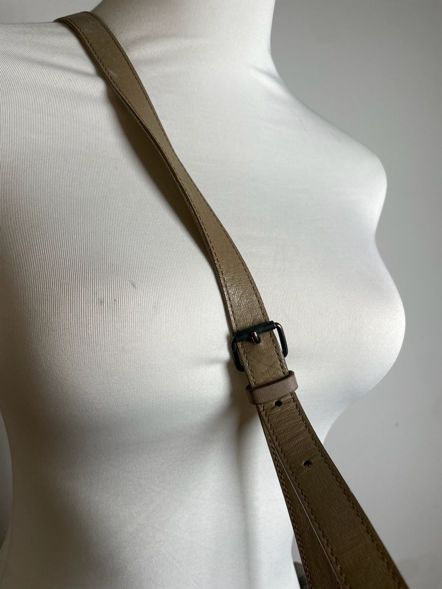 Other Vintage Yves Saint Laurent Stone Emblossed Leather Shoulder Size ONE SIZE - 7 Thumbnail