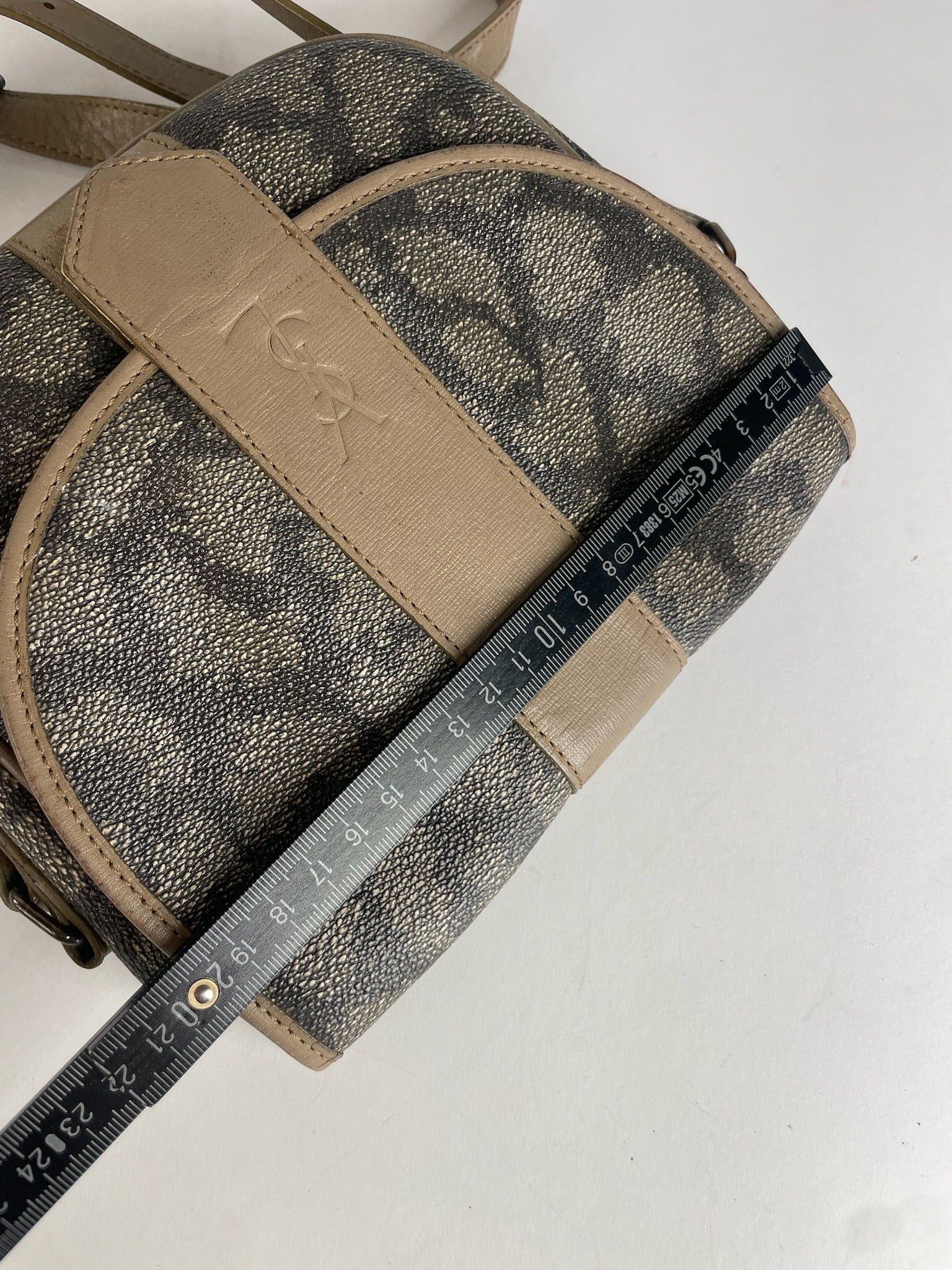 Other Vintage Yves Saint Laurent Stone Emblossed Leather Shoulder Size ONE SIZE - 10 Thumbnail