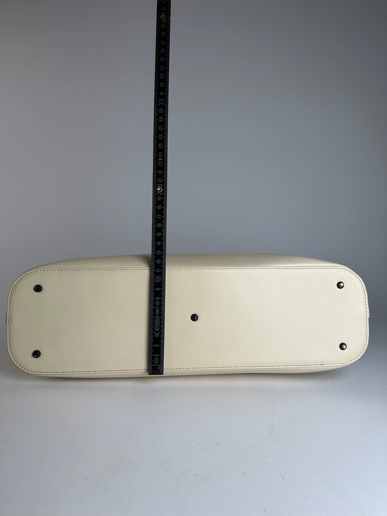 Issey Miyake Vintage Leather Handbag White Cream Size ONE SIZE - 15 Thumbnail