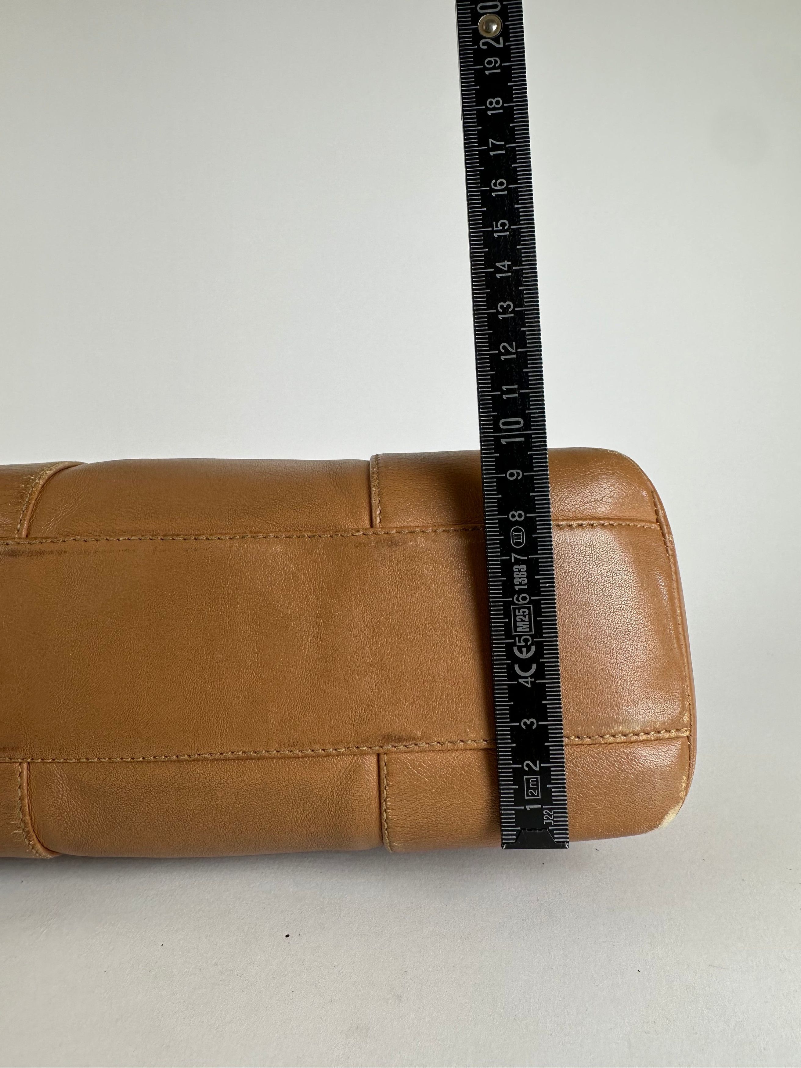 Loewe Vintage Madrid Logo Leather Clutch Brown Size ONE SIZE - 14 Thumbnail