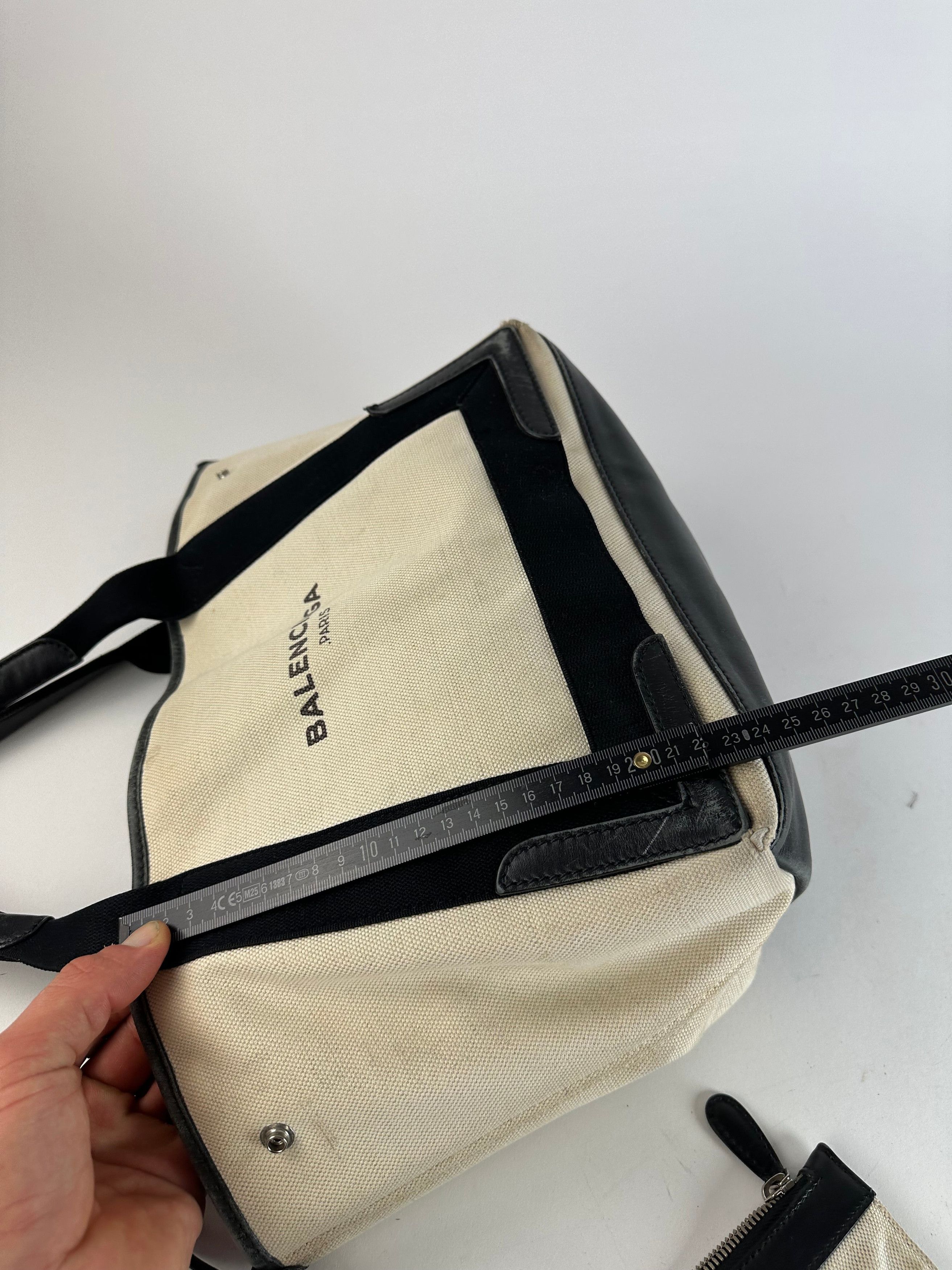 Balenciaga Vintage Tote Bag Black White Size ONE SIZE - 12 Thumbnail
