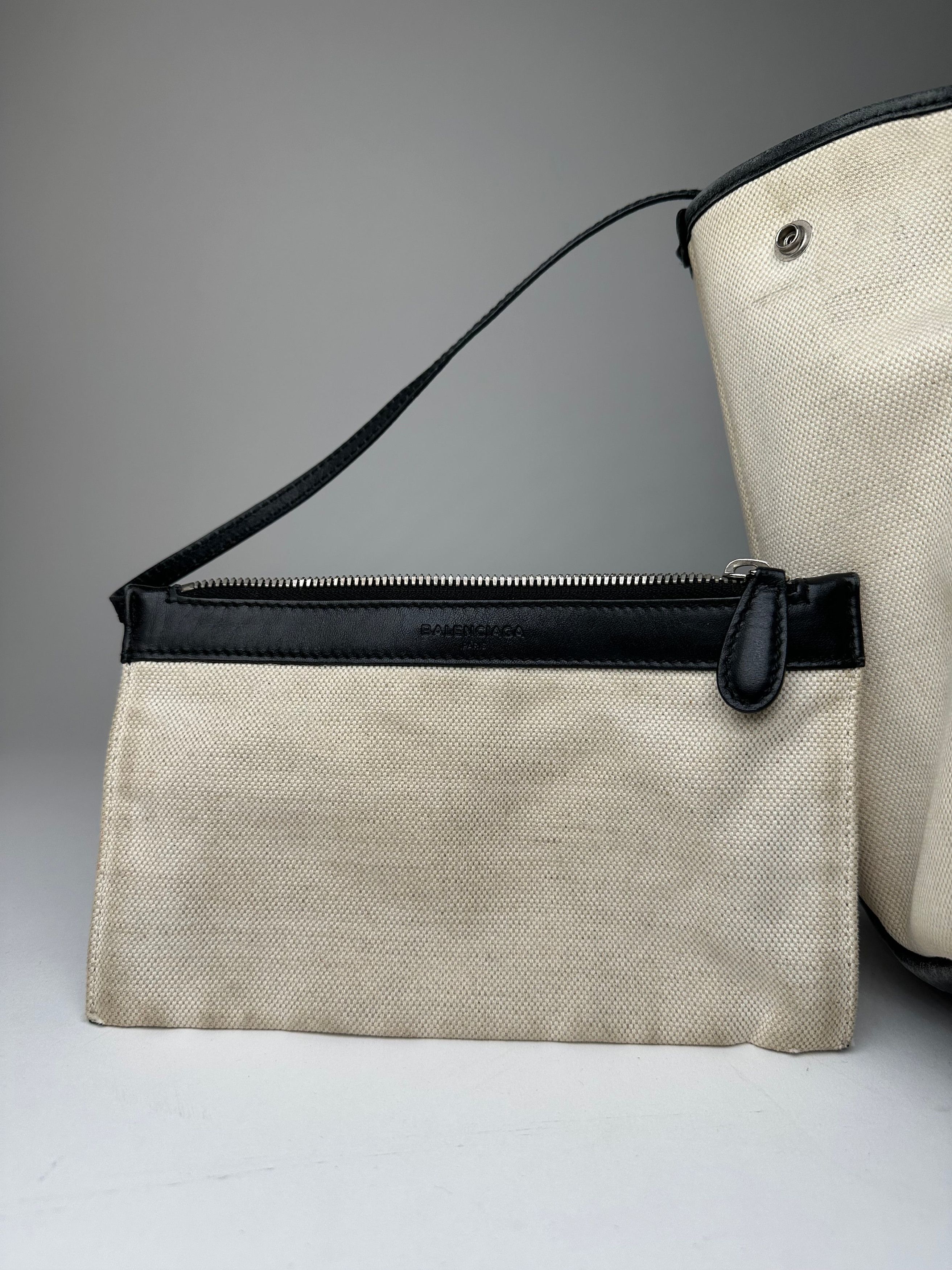 Balenciaga Vintage Tote Bag Black White Size ONE SIZE - 8 Thumbnail