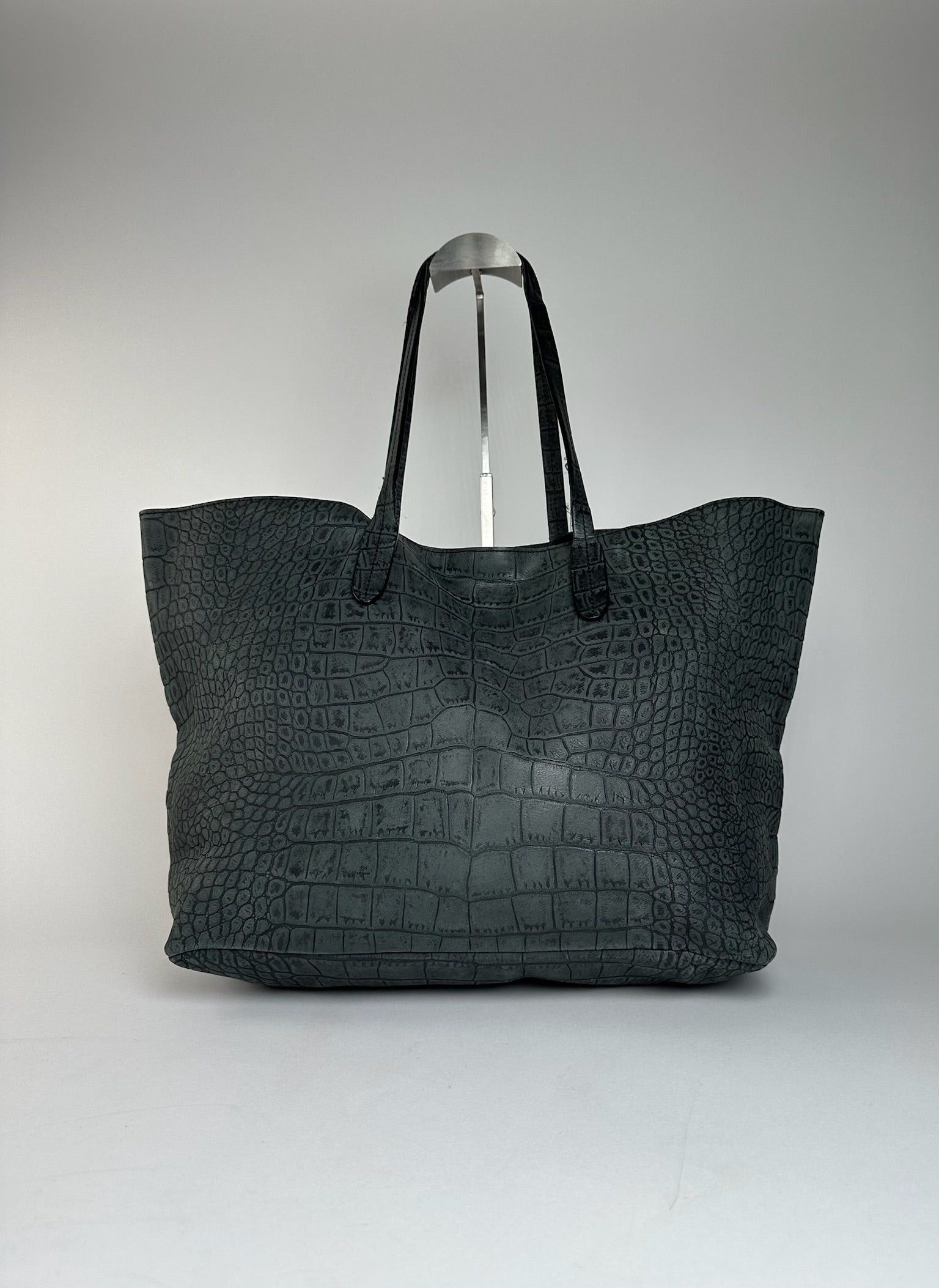 Emilio Pucci Vintage Crocodile Emblossed Leather Tote Bag Black Size ONE SIZE - 3 Thumbnail