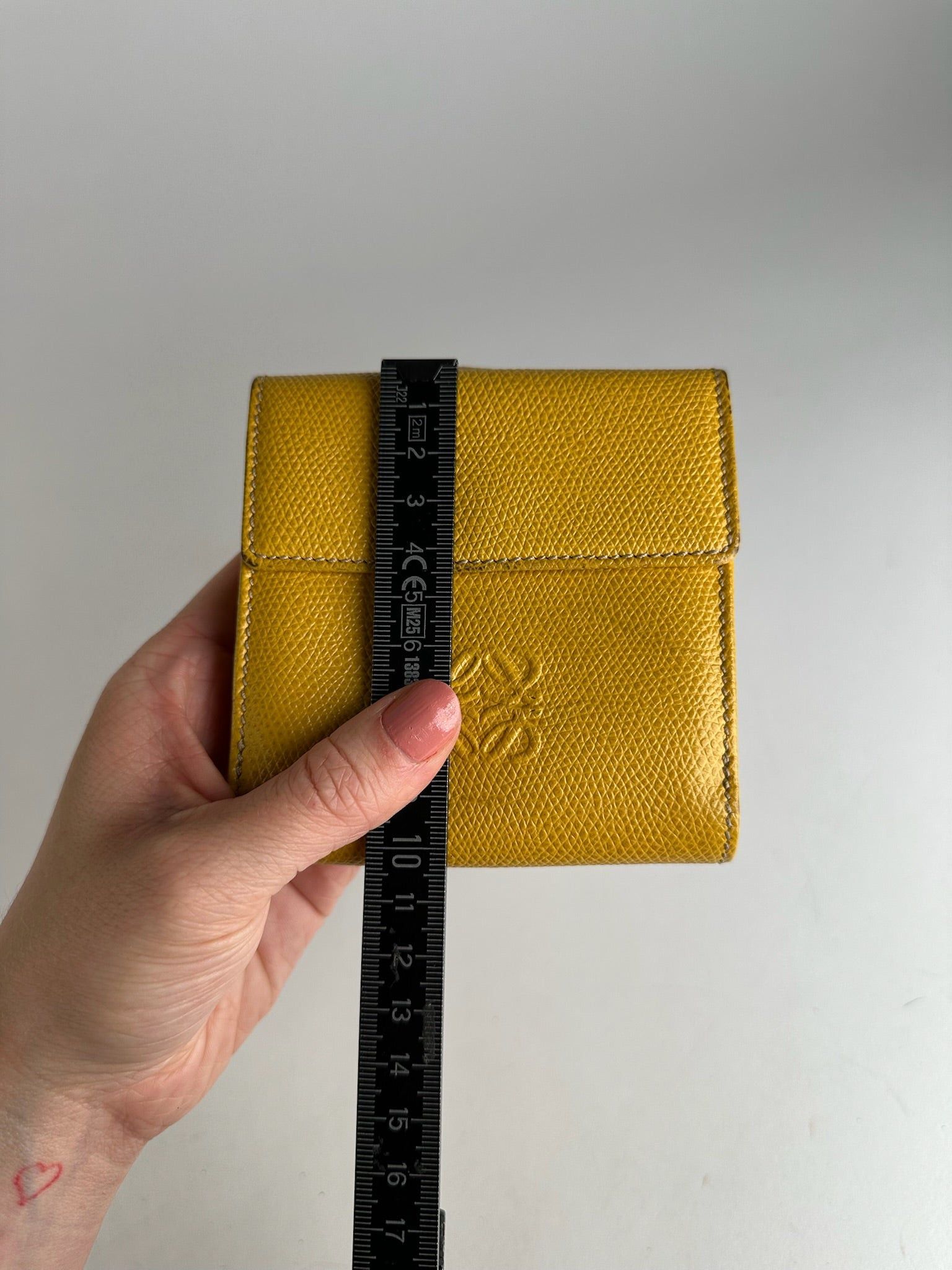Loewe Vintage Anagram Snake Emblossed Leather Wallet Yellow Size ONE SIZE - 8 Thumbnail