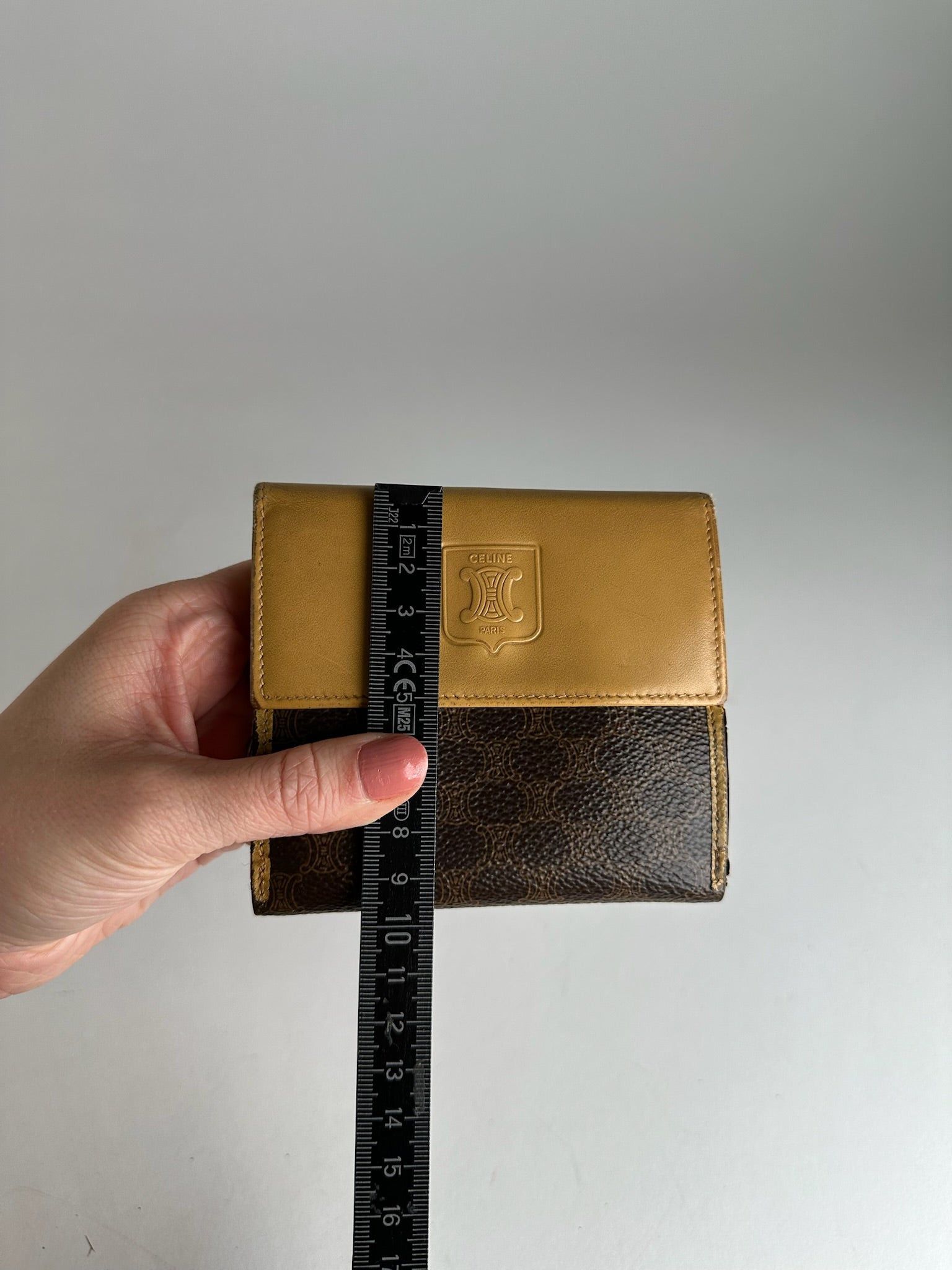 Celine Vintage Paris Triomphe Monogram Leather Wallet Brown Beige Size ONE SIZE - 8 Thumbnail