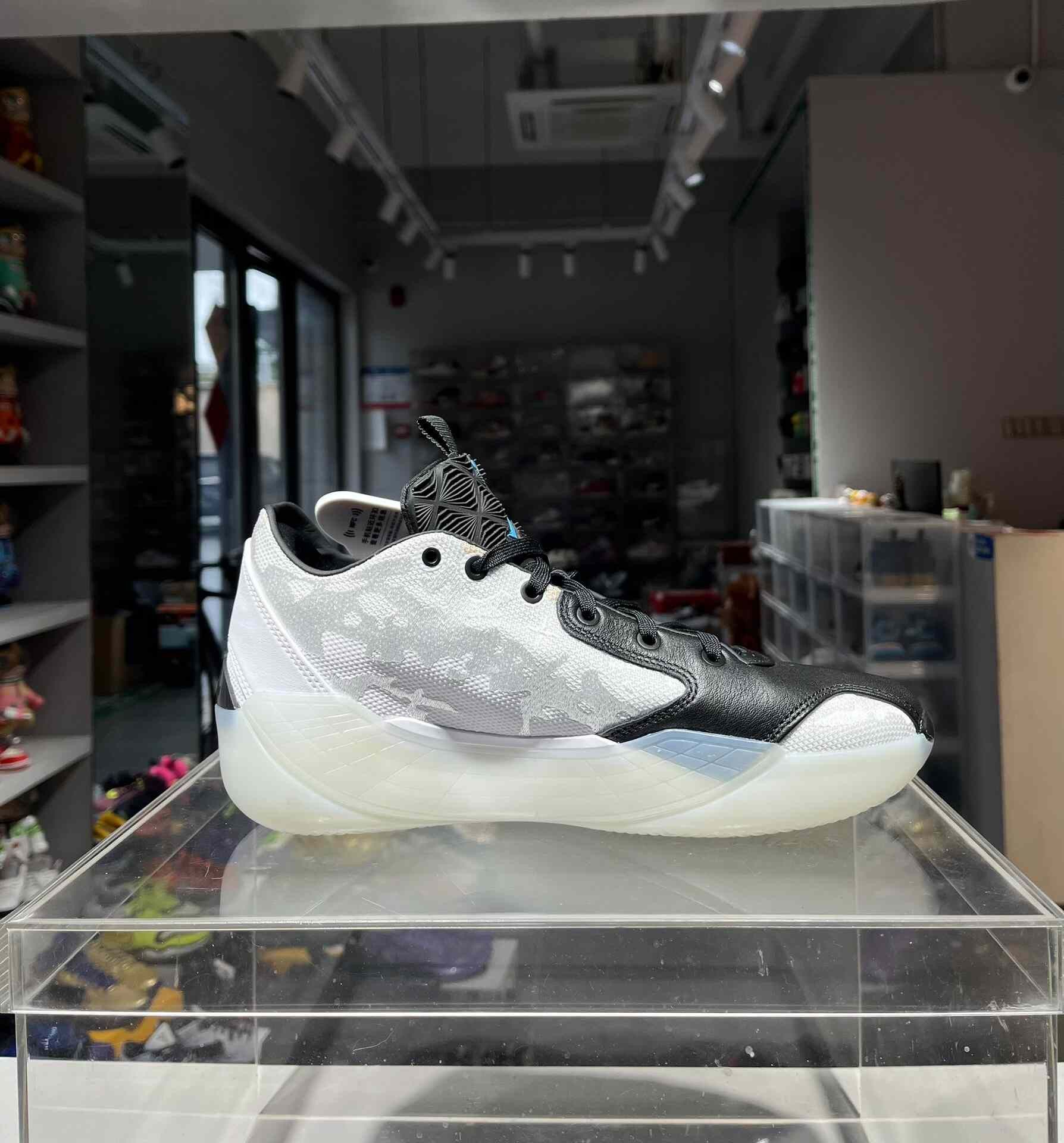 Nike Nike White Lowtop Sneakers 39 Men Size US 6.5 / EU 39-40 - 6 Thumbnail